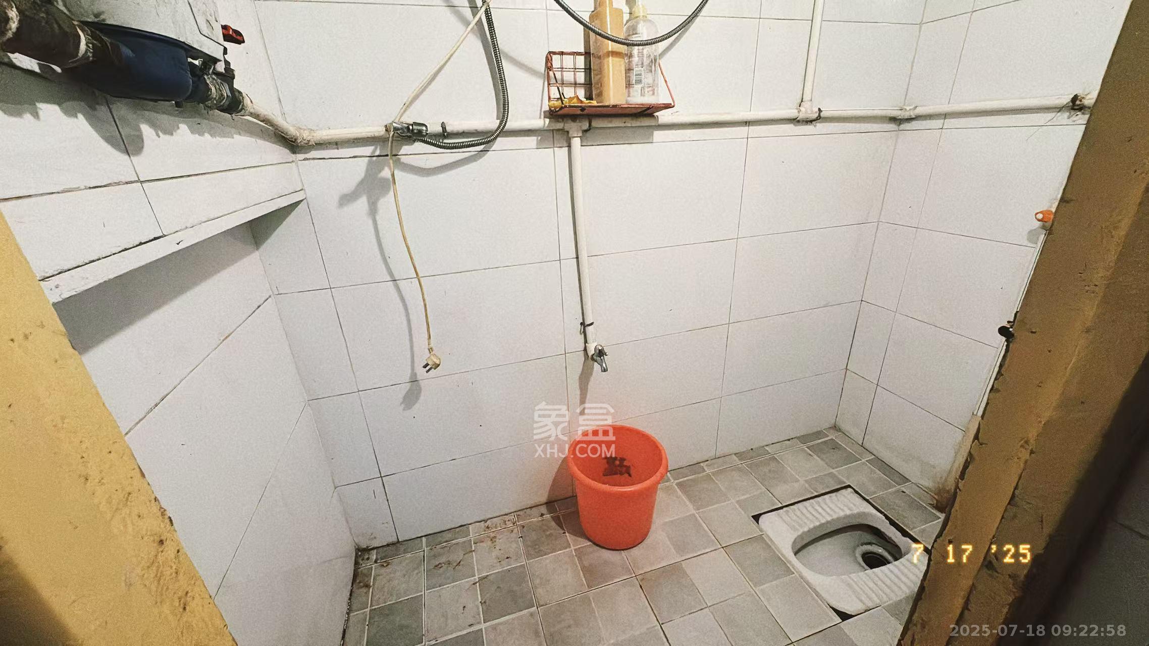 吉景小区 1室0厅0卫 1200.0元/月 吉景小区 1室0厅0卫 1200.0元/月室内图