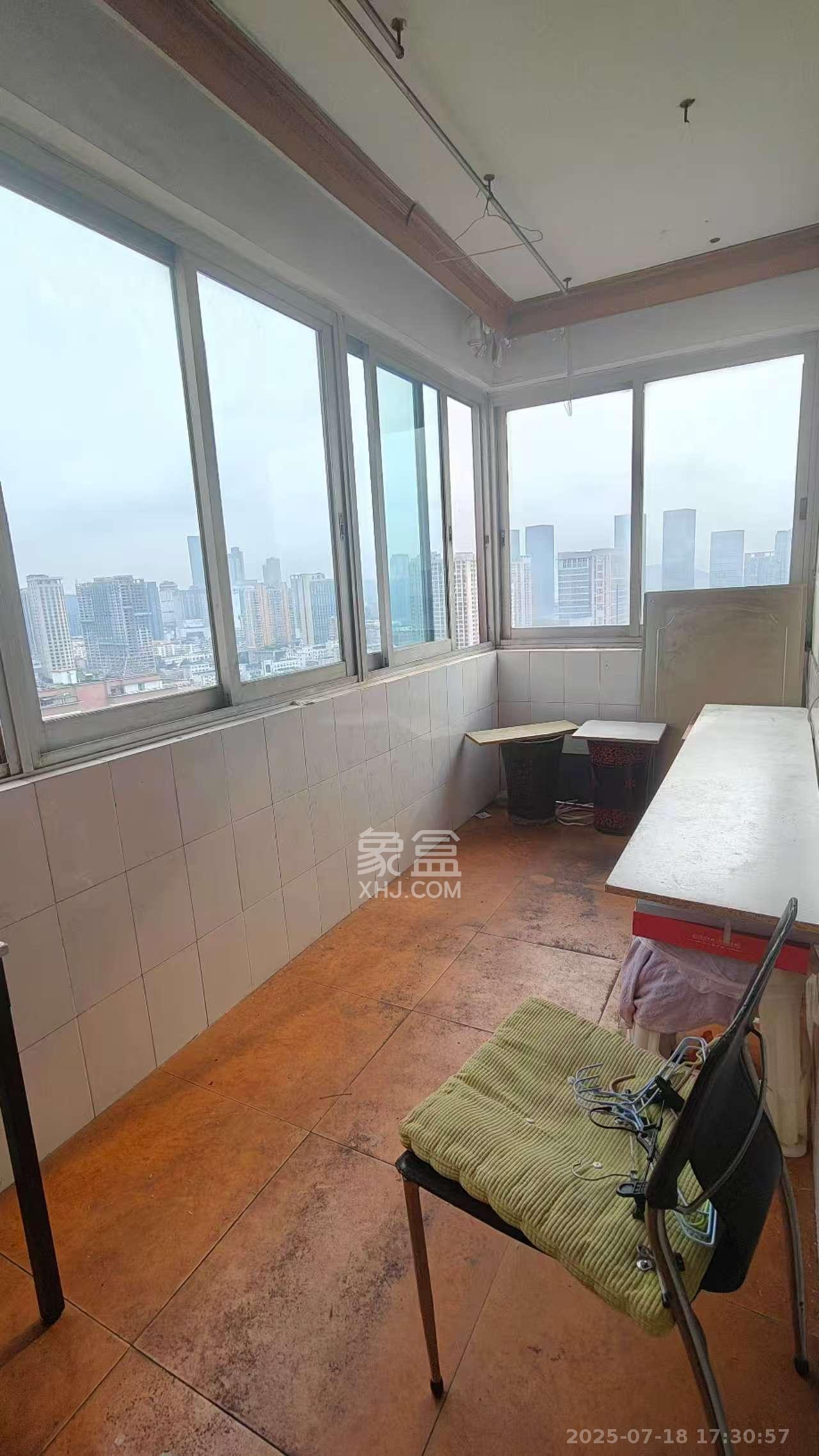 海东青大厦  5室2厅2卫   4600.00元/月室内图
