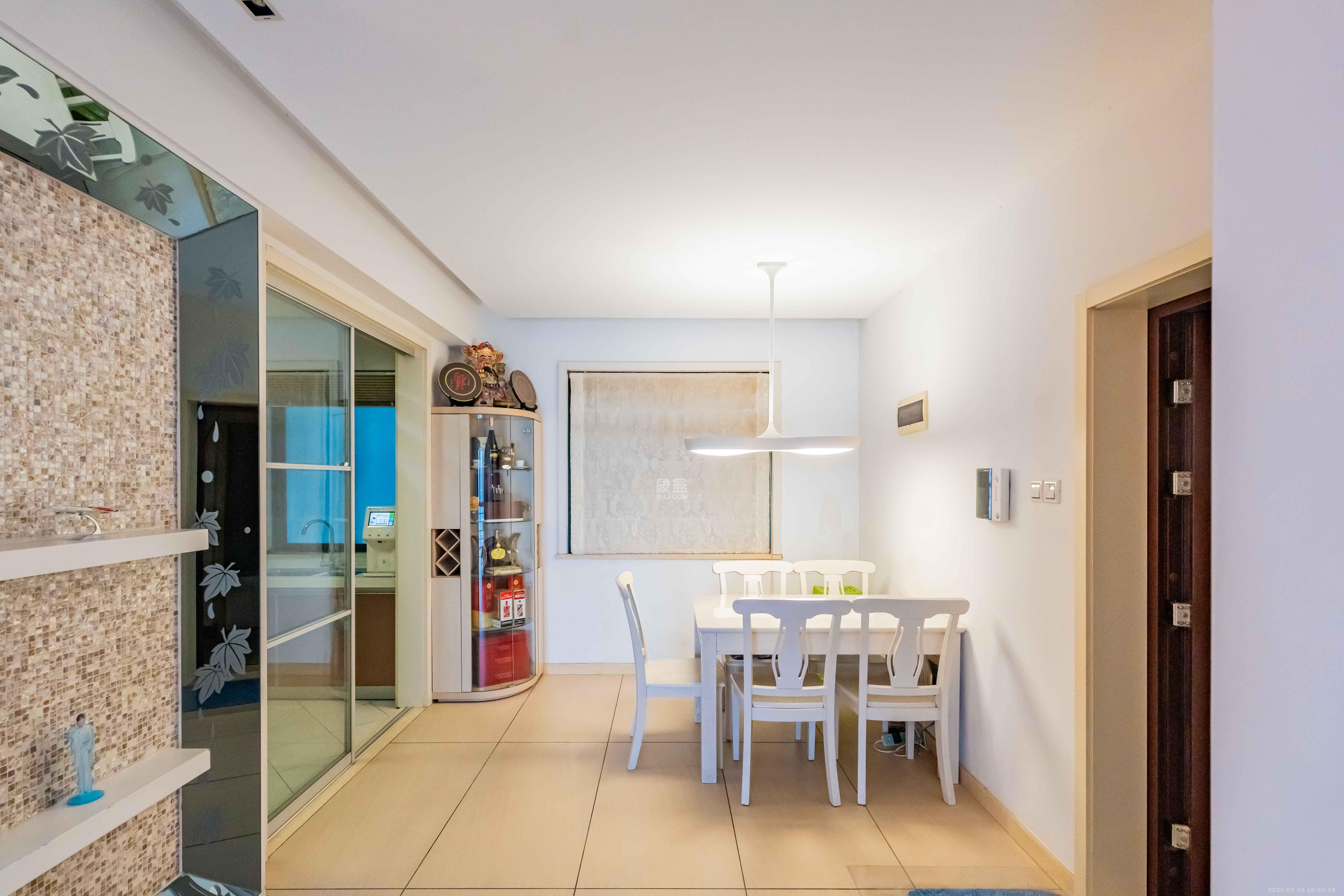 华盛新外滩 4室2厅2卫 4100.0元/月 华盛新外滩 4室2厅2卫 4100.0元/月室内图