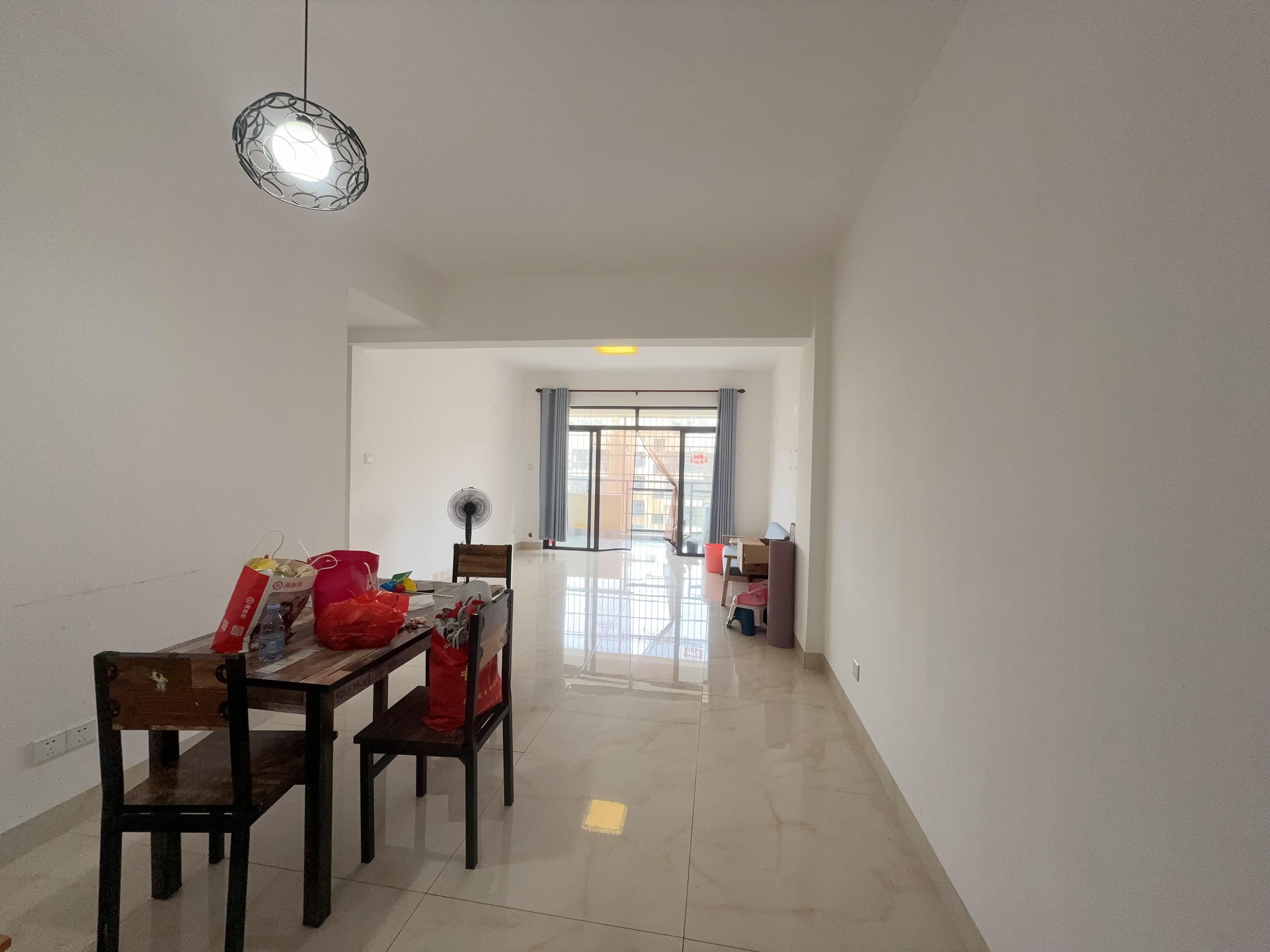 枫林雅郡 2室2厅1卫 2500.0元/月 枫林雅郡 2室2厅1卫 2500.0元/月室内图