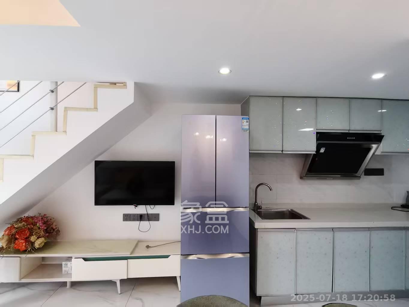 润和滨江府 2室2厅1卫 1400.0元/月 润和滨江府 2室2厅1卫 1400.0元/月室内图