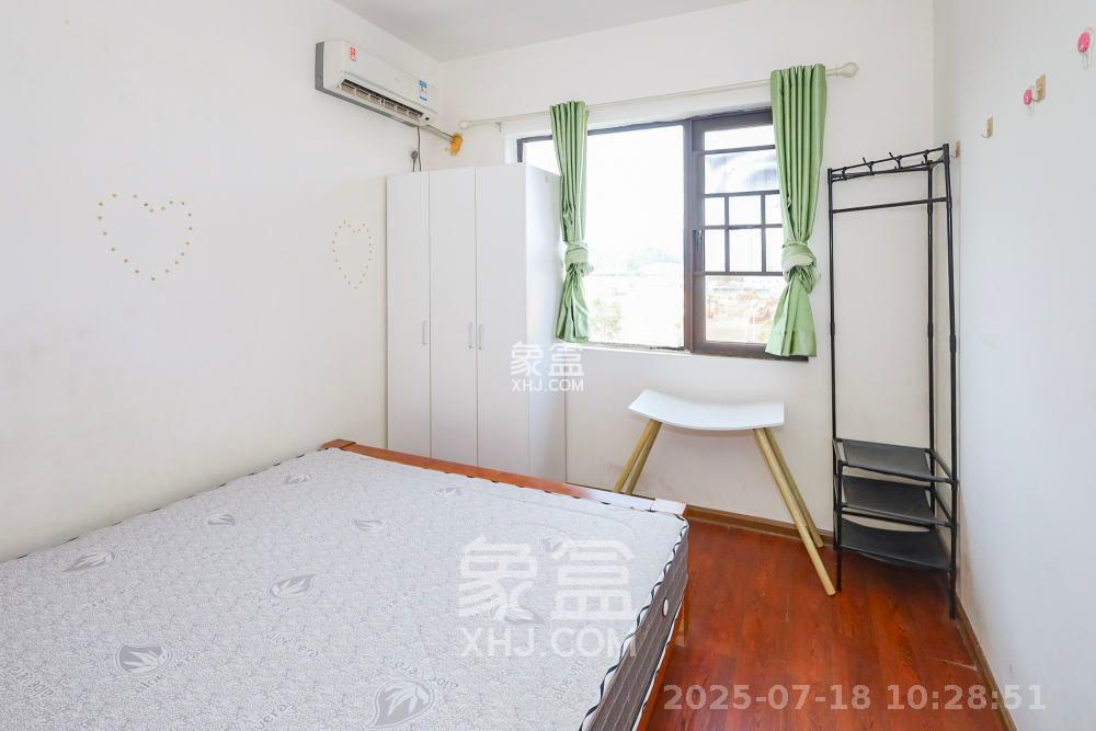 钰龙天下二期（钰龙佳园）  3室2厅2卫    2400.0元/月室内图