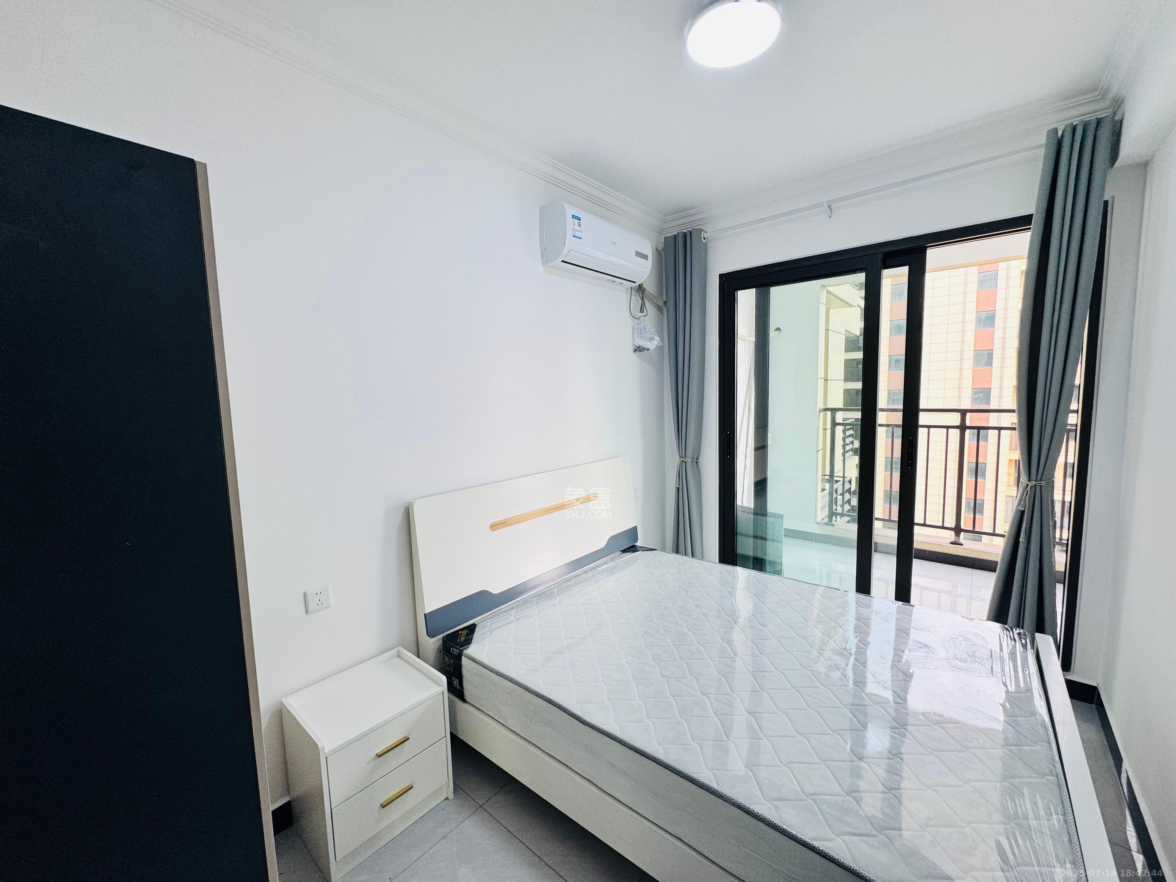 大都汇天悦(保利大都汇三期) 4室2厅2卫 3600.0元/月 大都汇天悦(保利大都汇三期) 4室2厅2卫 3600.0元/月室内图