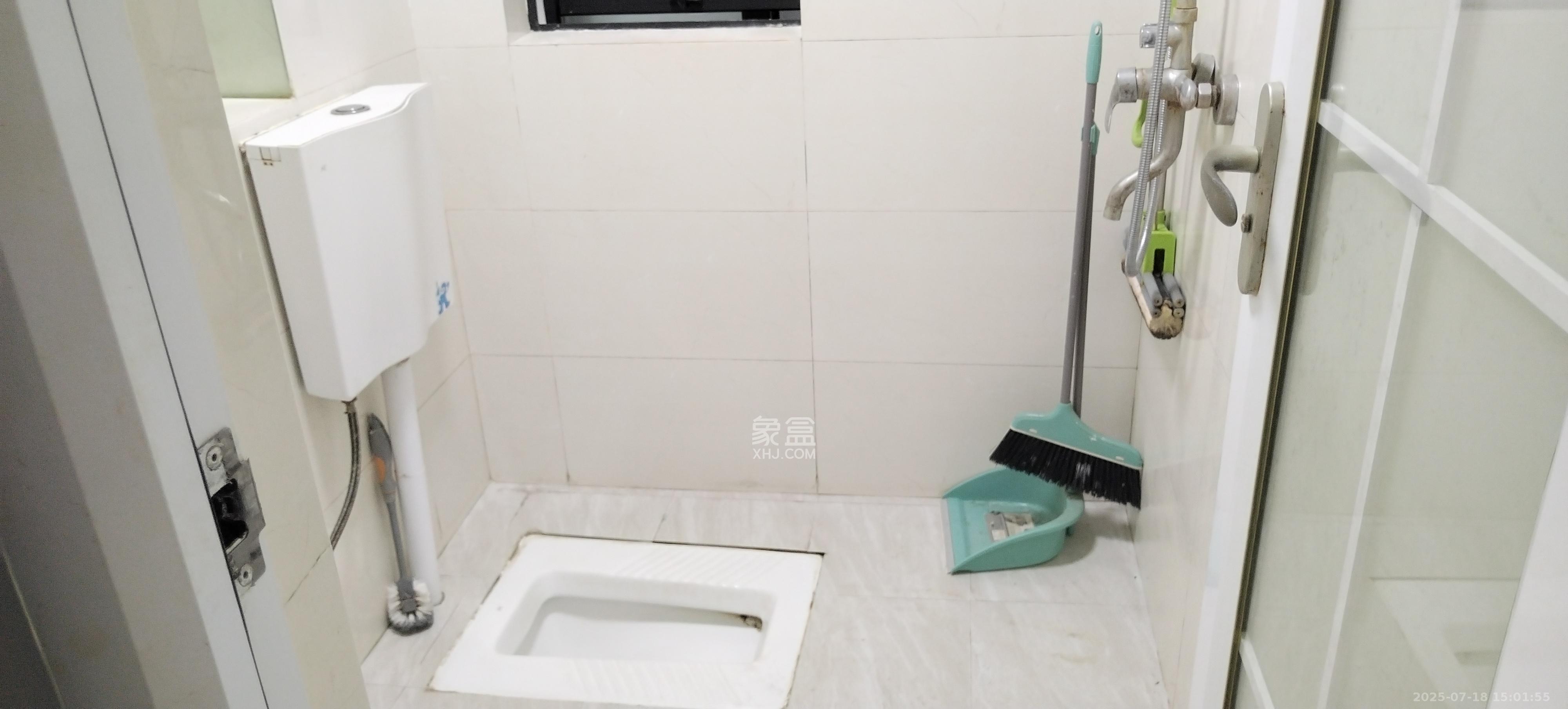 天鸿天府(天鸿中央大院) 1室2厅1卫 2000.0元/月 天鸿天府(天鸿中央大院) 1室2厅1卫 2000.0元/月室内图