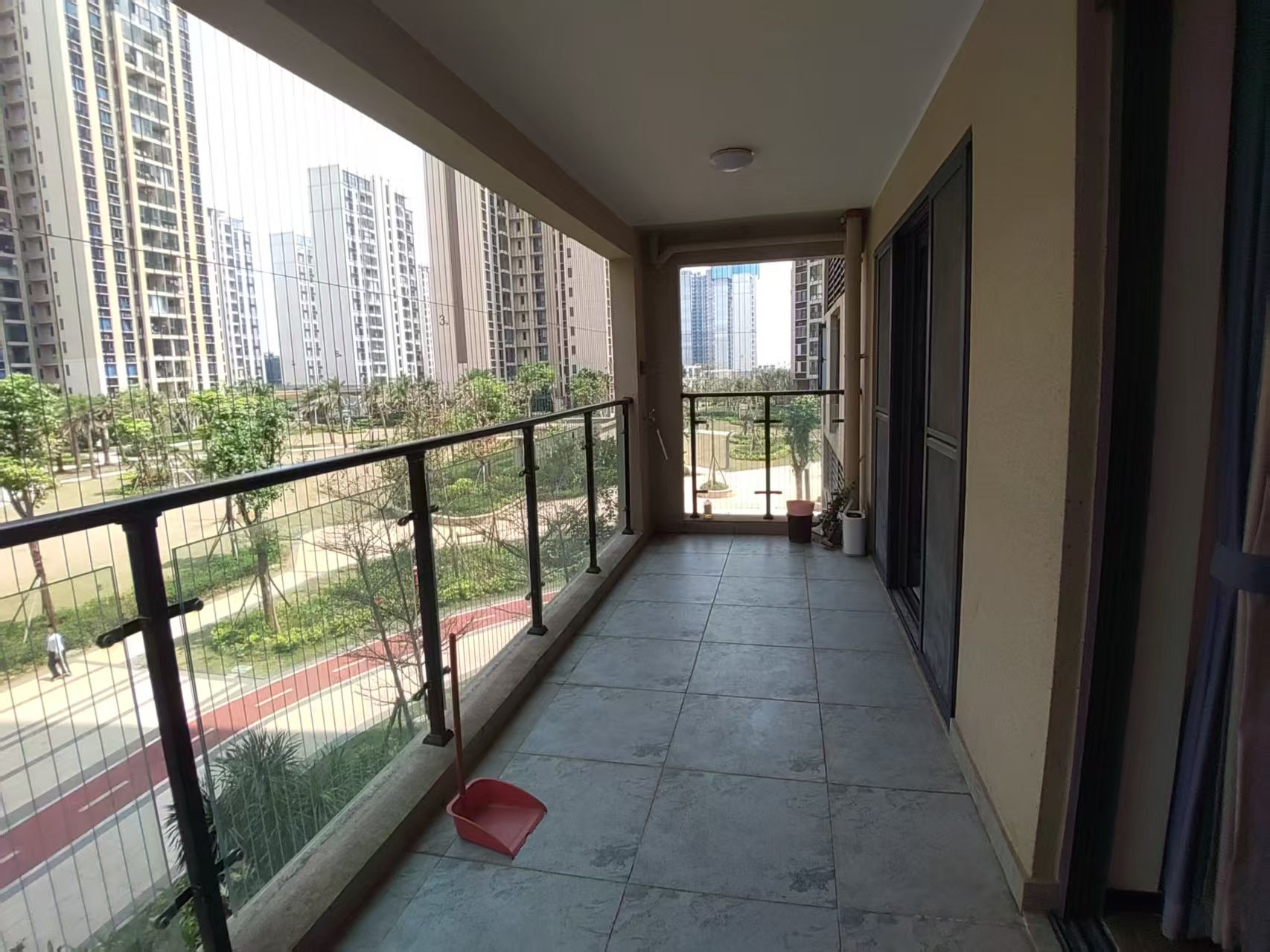 碧桂园中央半岛 4室2厅2卫 3200.0元/月 碧桂园中央半岛 4室2厅2卫 3200.0元/月室内图