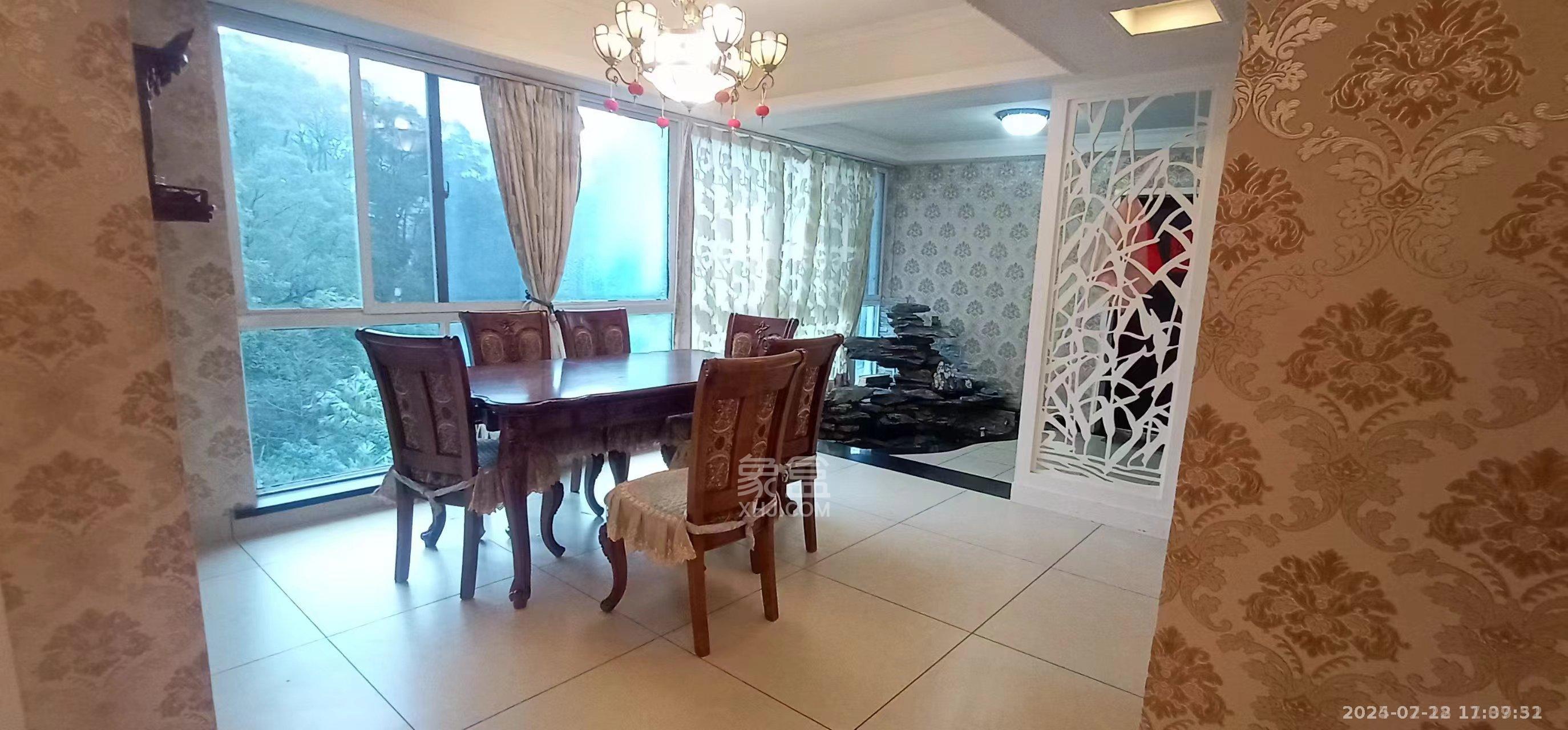 山水国际 4室2厅2卫 2600.0元/月 山水国际 4室2厅2卫 2600.0元/月室内图