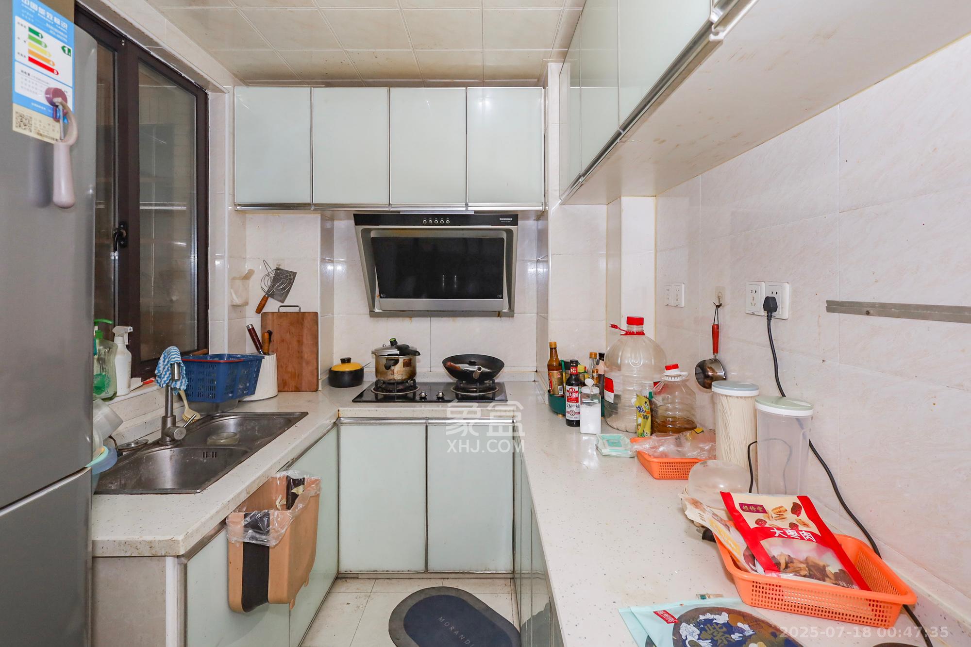 钰龙天下二期（钰龙佳园）  2室2厅1卫    180.0万厨房