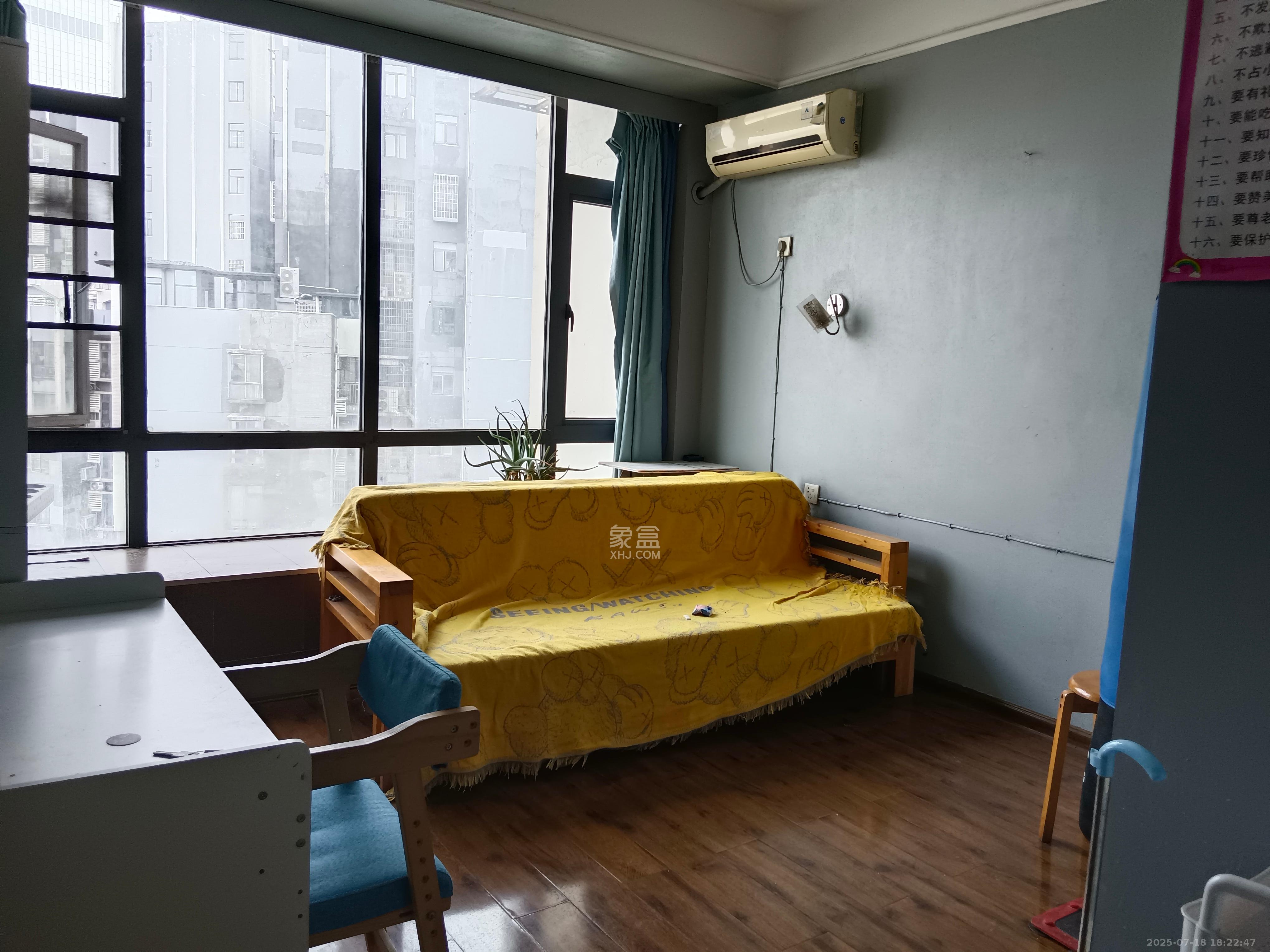 书院观邸 1室1厅1卫 2000.0元/月 书院观邸 1室1厅1卫 2000.0元/月室内图