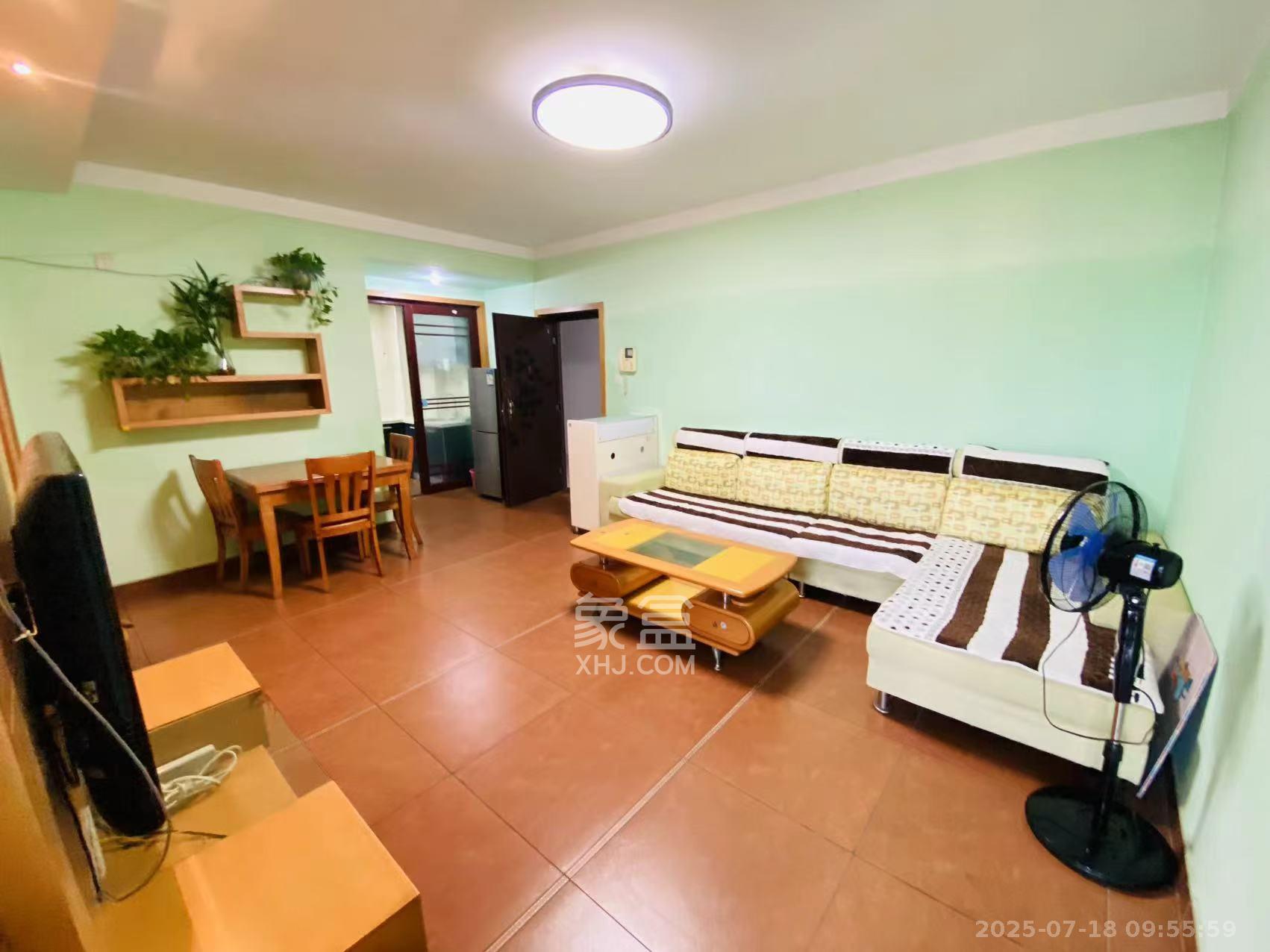 白沙晶城 1室1厅1卫 2600.0元/月 白沙晶城 1室1厅1卫 2600.0元/月室内图