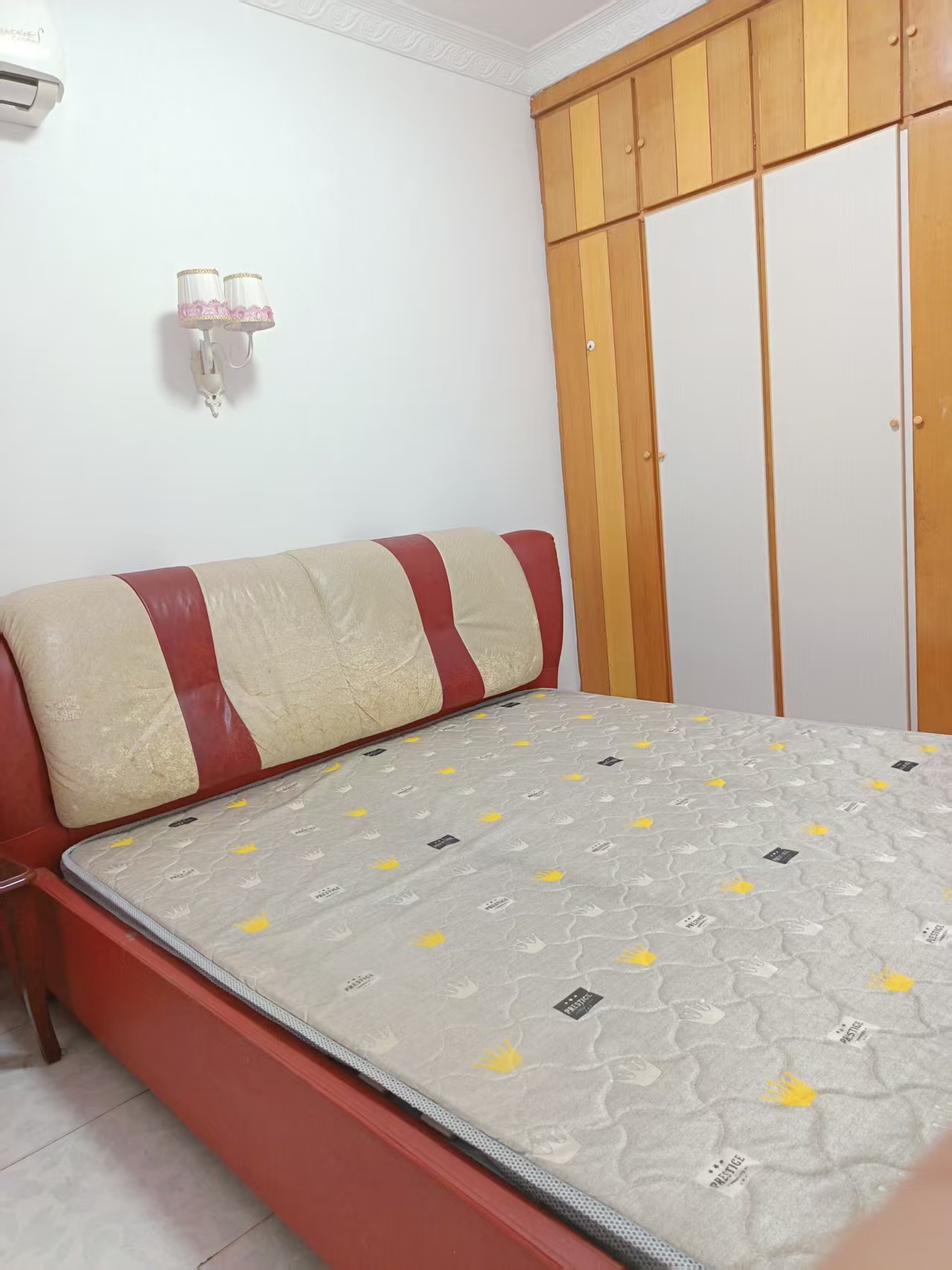 秀峰小区 2室2厅1卫 900.0元/月 秀峰小区 2室2厅1卫 900.0元/月室内图