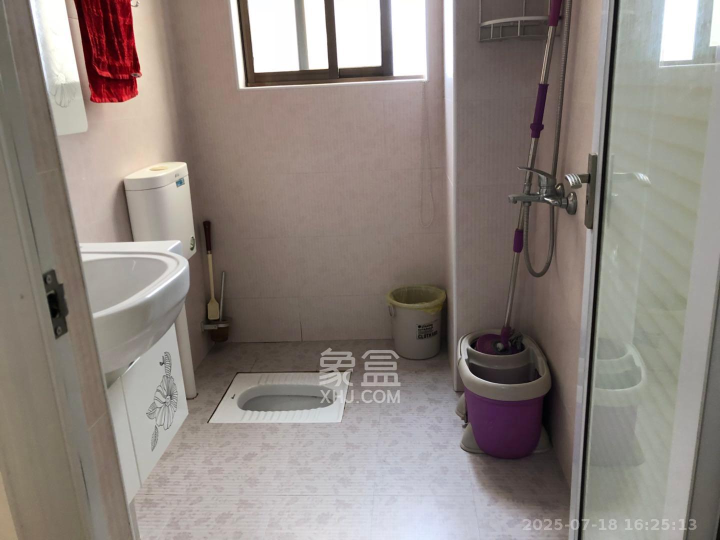 君悦紫园 2室2厅1卫 2800.0元/月 君悦紫园 2室2厅1卫 2800.0元/月室内图