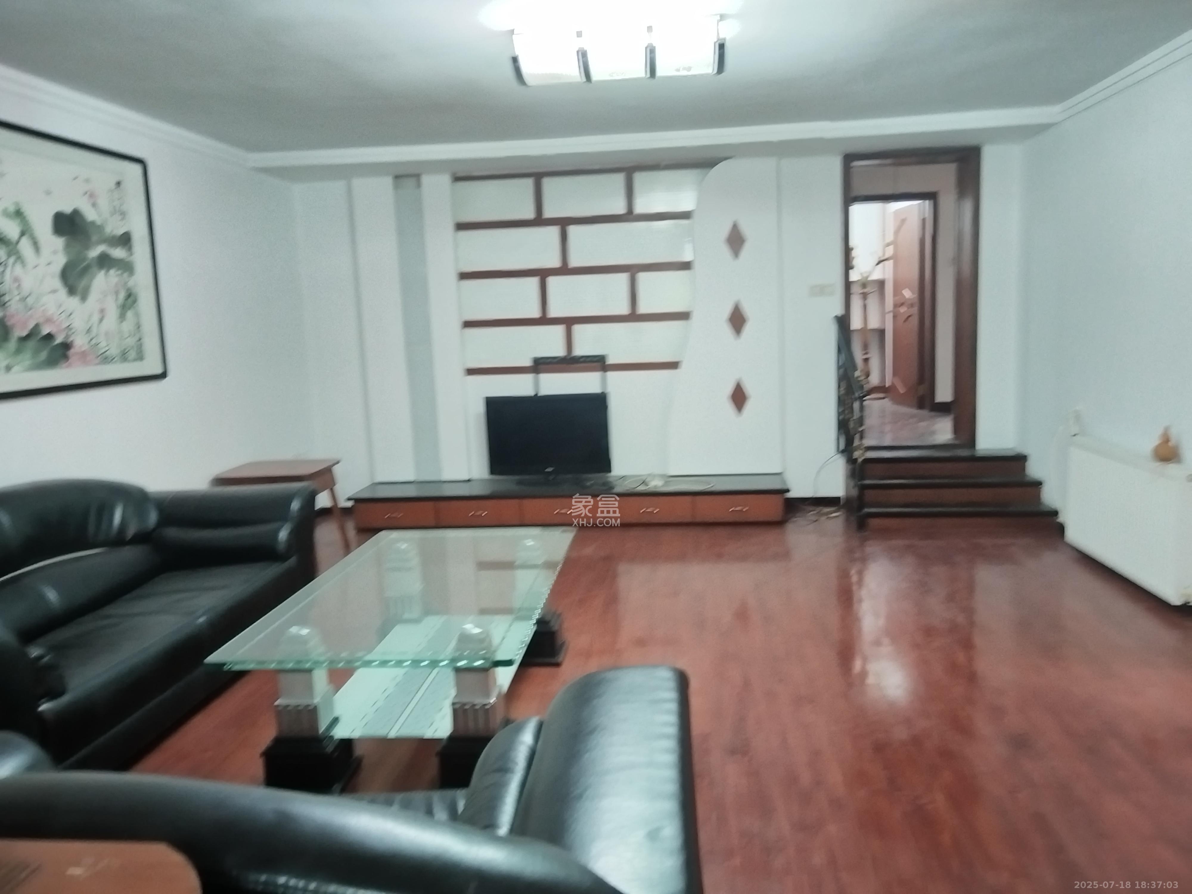 广厦新苑 4室2厅2卫 2800.0元/月 广厦新苑 4室2厅2卫 2800.0元/月室内图