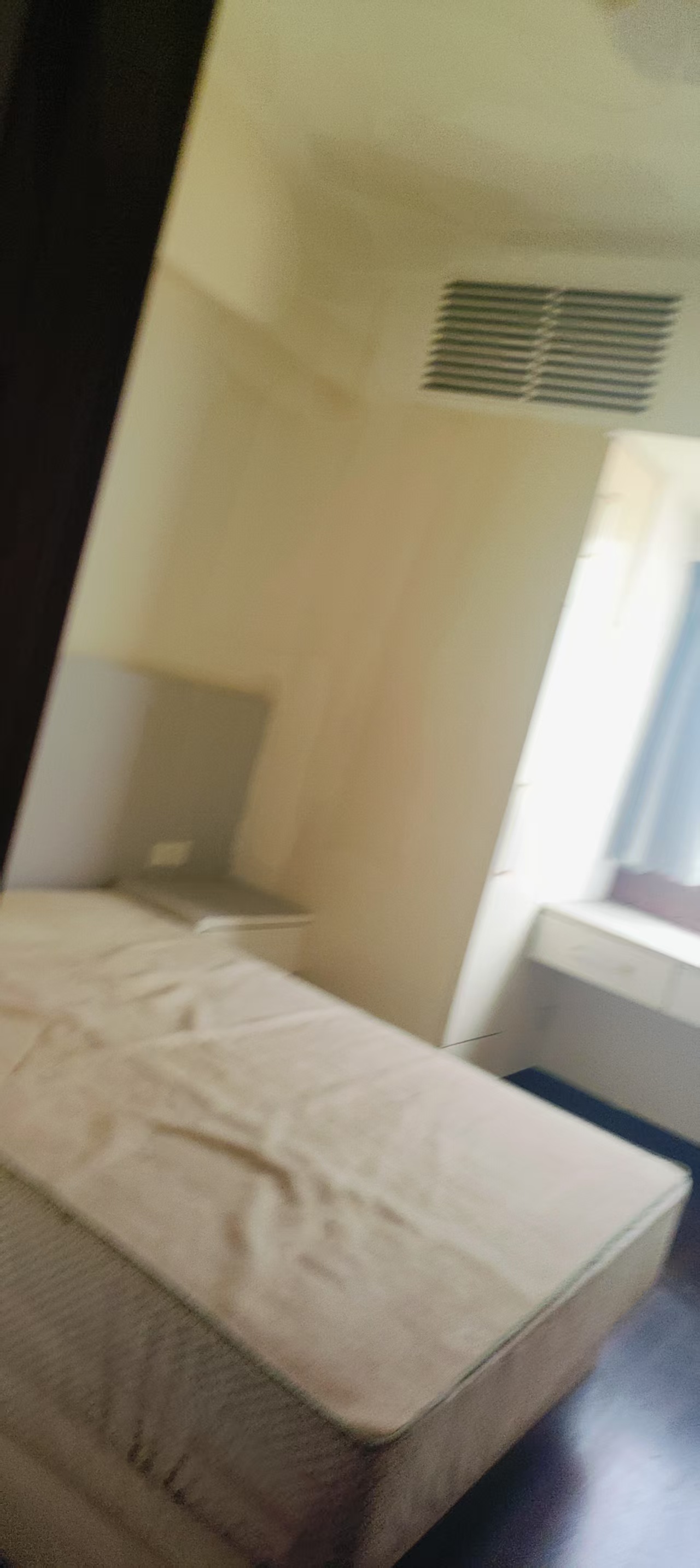 永兴阁A座  4室2厅2卫    2000.0元/月 永兴阁A座  4室2厅2卫    2000.0元/月室内图