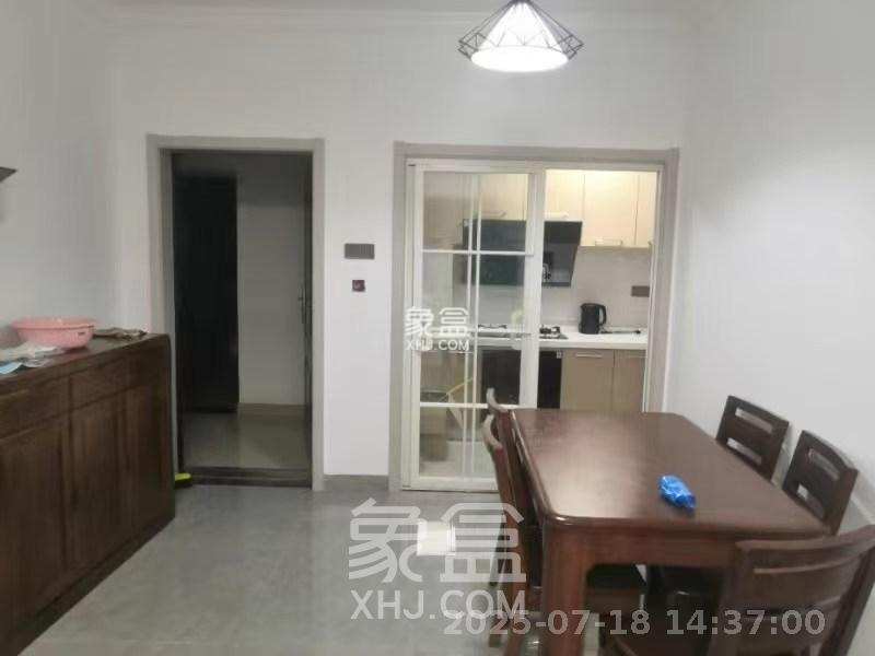 钱隆世家 3室2厅2卫 2000.0元/月 钱隆世家 3室2厅2卫 2000.0元/月室内图