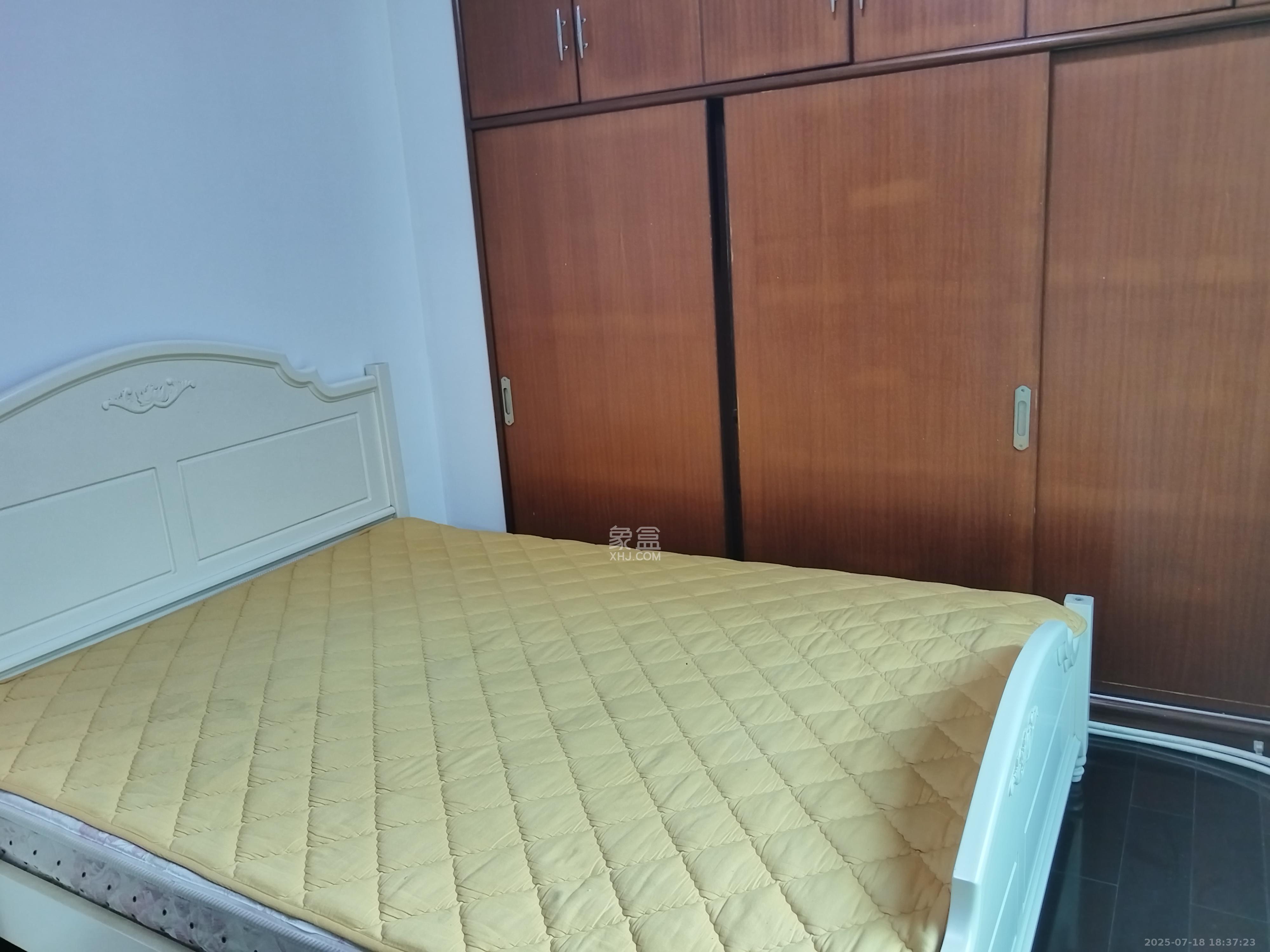 广厦新苑 4室2厅2卫 2800.0元/月 广厦新苑 4室2厅2卫 2800.0元/月室内图