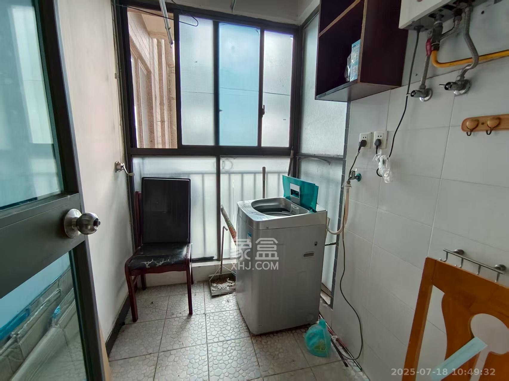 BOBO天下城(CTA财富中心) 2室2厅1卫 2400.0元/月 BOBO天下城(CTA财富中心) 2室2厅1卫 2400.0元/月室内图