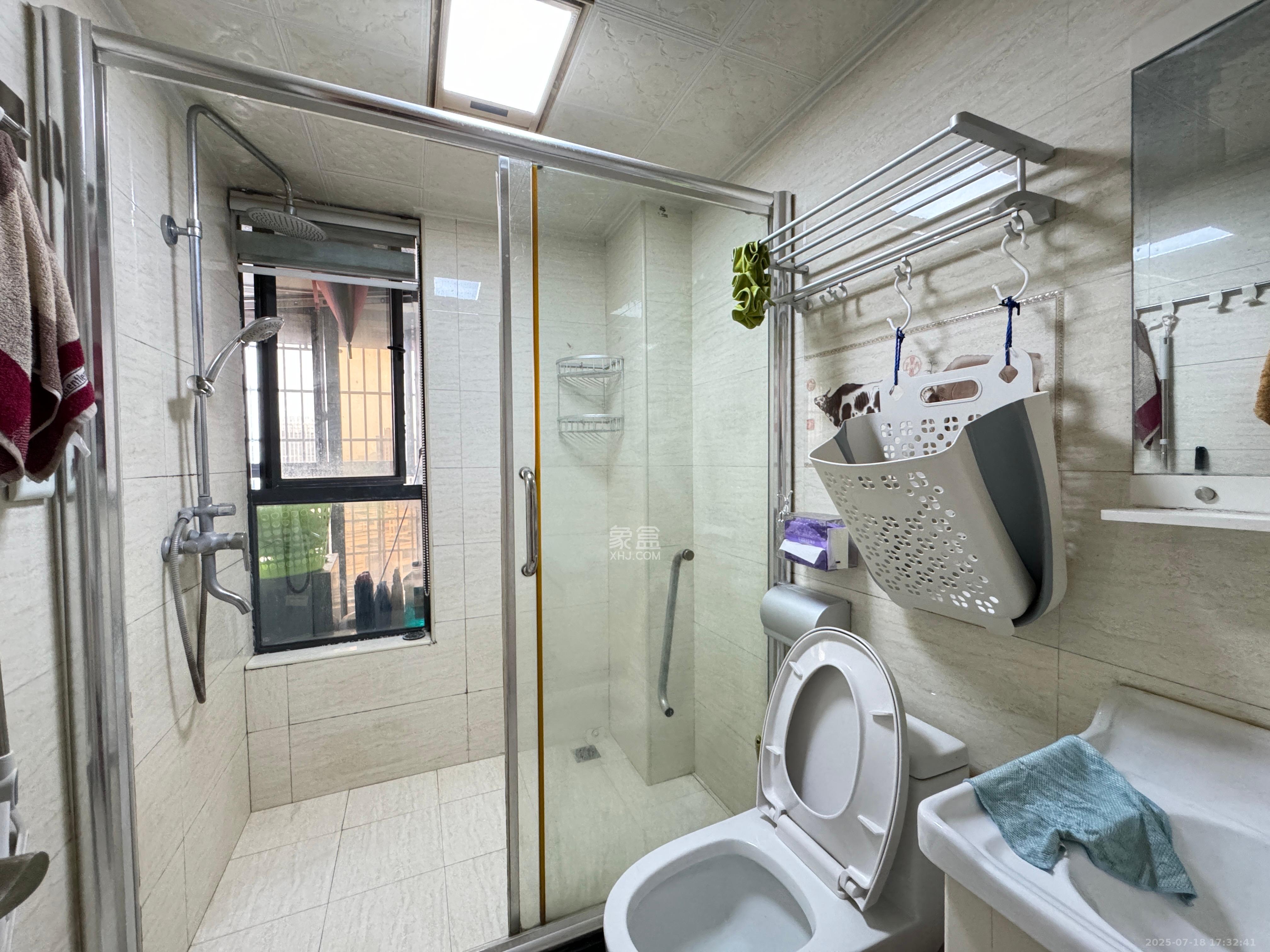 保利麓谷林语C区  4室2厅2卫    3200.0元/月 保利麓谷林语C区  4室2厅2卫    3200.0元/月室内图