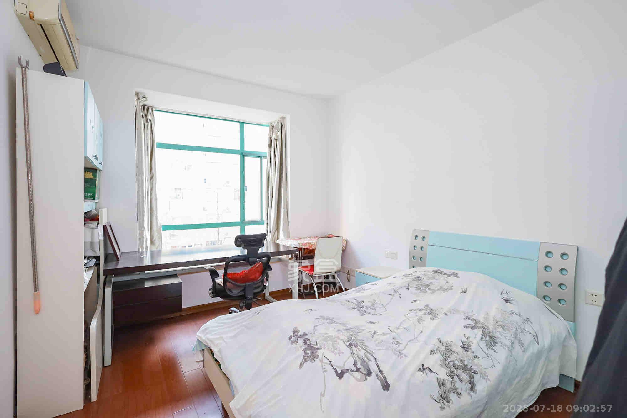 美林景园  4室2厅2卫    2800.0元/月 美林景园  4室2厅2卫    2800.0元/月室内图