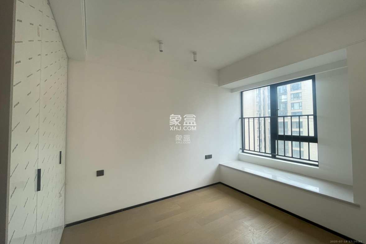 万科滨河道 4室2厅2卫 3000.0元/月 万科滨河道 4室2厅2卫 3000.0元/月室内图