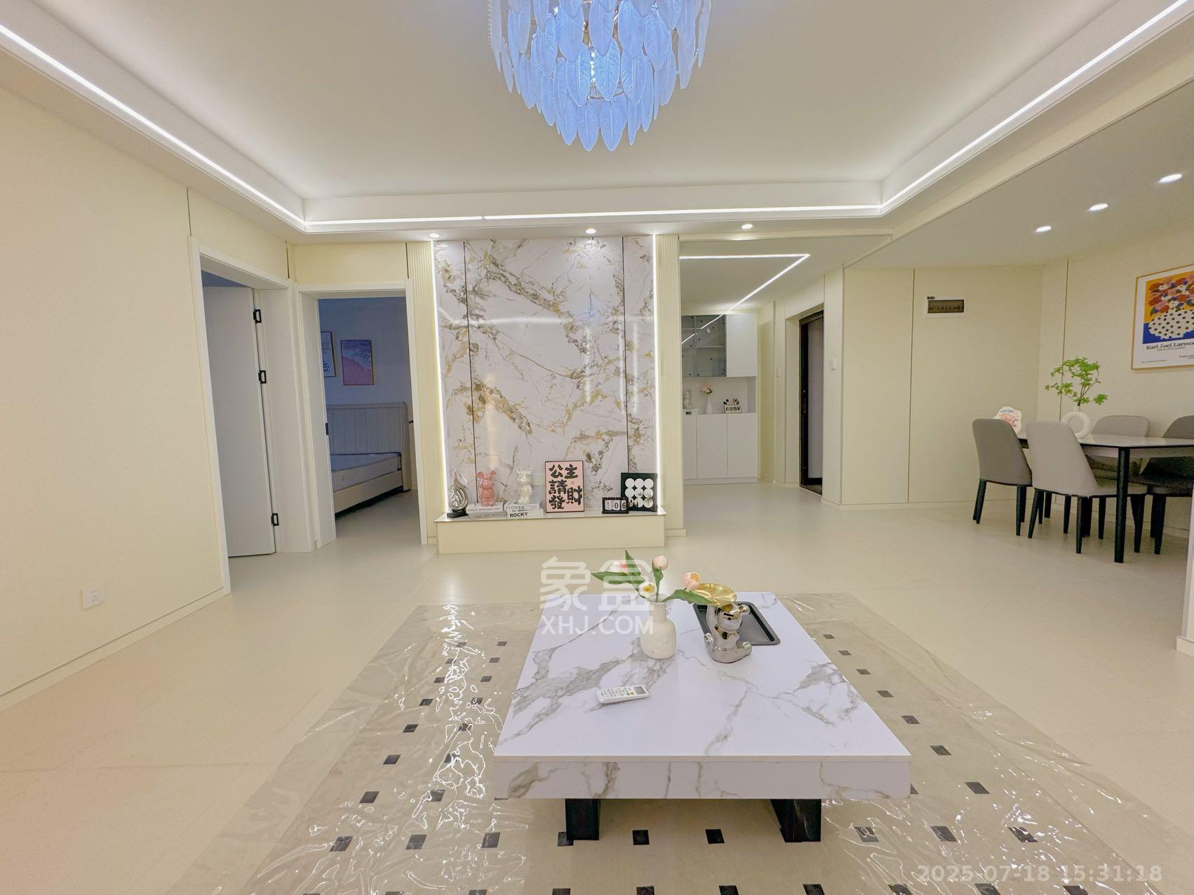 东玺门 1室0厅0卫 3500.0元/月 东玺门 1室0厅0卫 3500.0元/月室内图