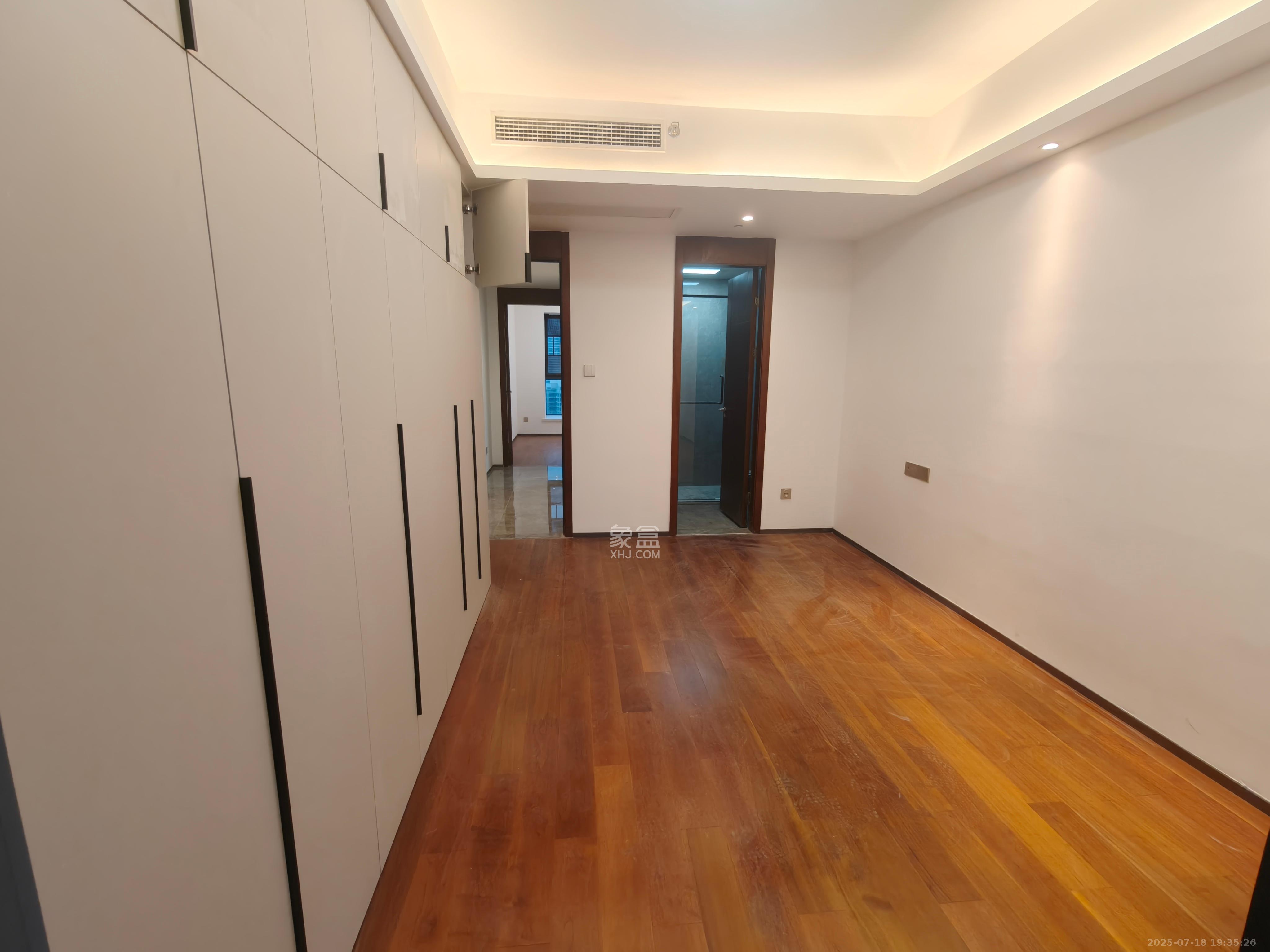 北辰瀚江府 4室2厅2卫 11500.0元/月 北辰瀚江府 4室2厅2卫 11500.0元/月室内图