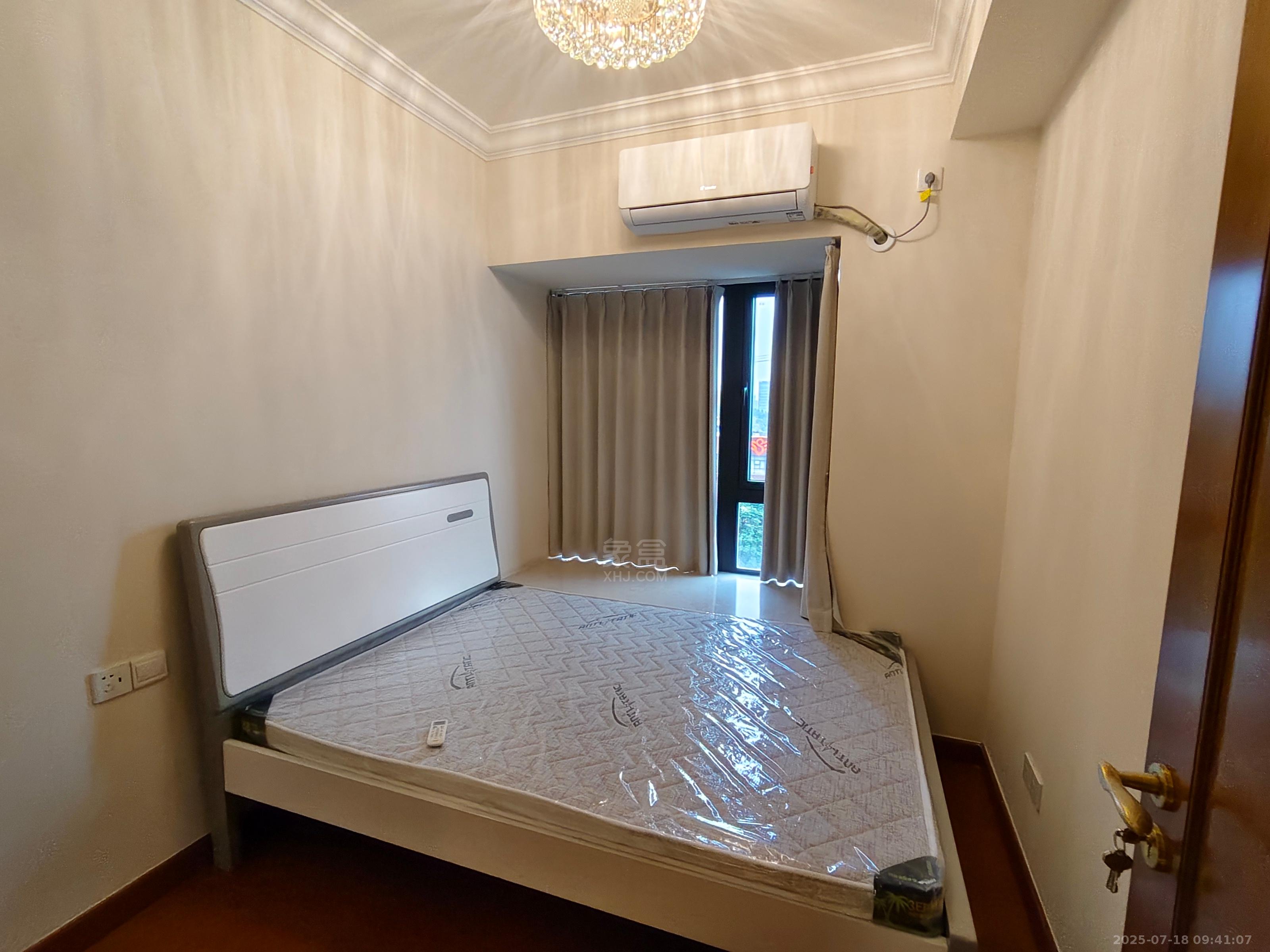 恒大华府 3室1厅1卫 2000.0元/月 恒大华府 3室1厅1卫 2000.0元/月室内图