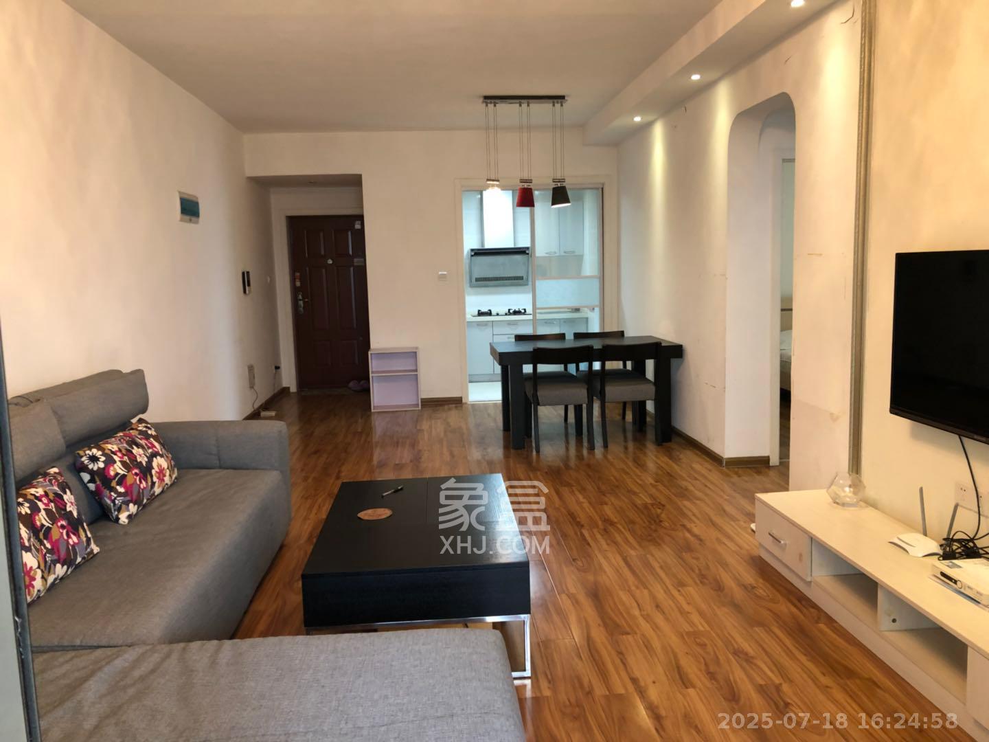 君悦紫园 2室2厅1卫 2800.0元/月 君悦紫园 2室2厅1卫 2800.0元/月室内图