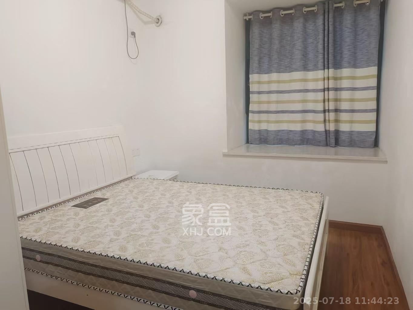 洋湖时代  3室2厅1卫    2000.0元/月 洋湖时代  3室2厅1卫    2000.0元/月室内图