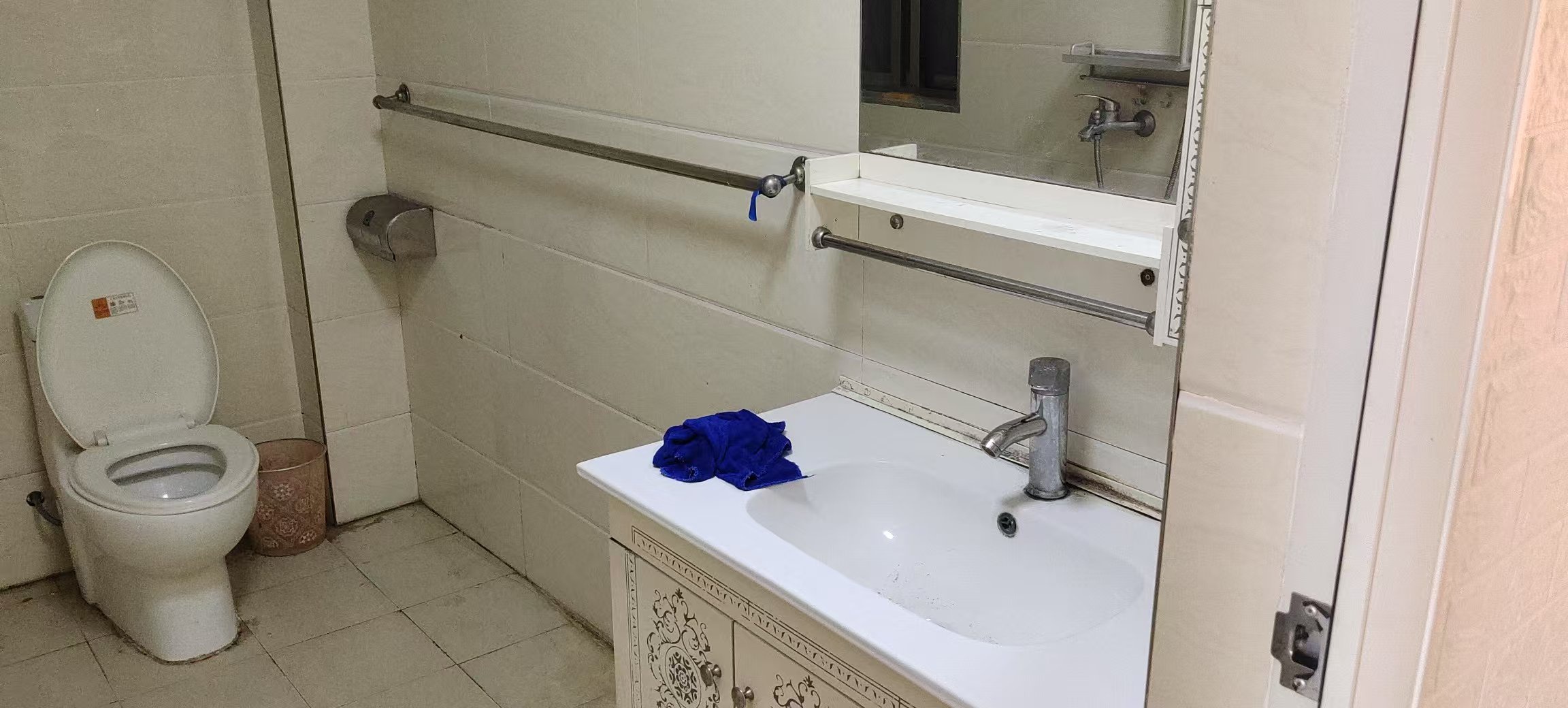 台家塅社区 3室2厅2卫 1280.0元/月 台家塅社区 3室2厅2卫 1280.0元/月户型图