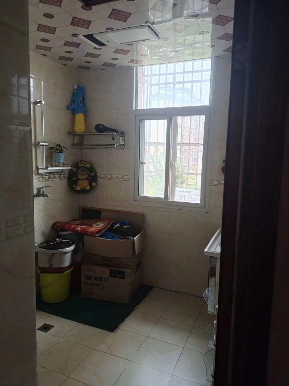 湘中园 3室2厅2卫 1600.0元/月 湘中园 3室2厅2卫 1600.0元/月室内图