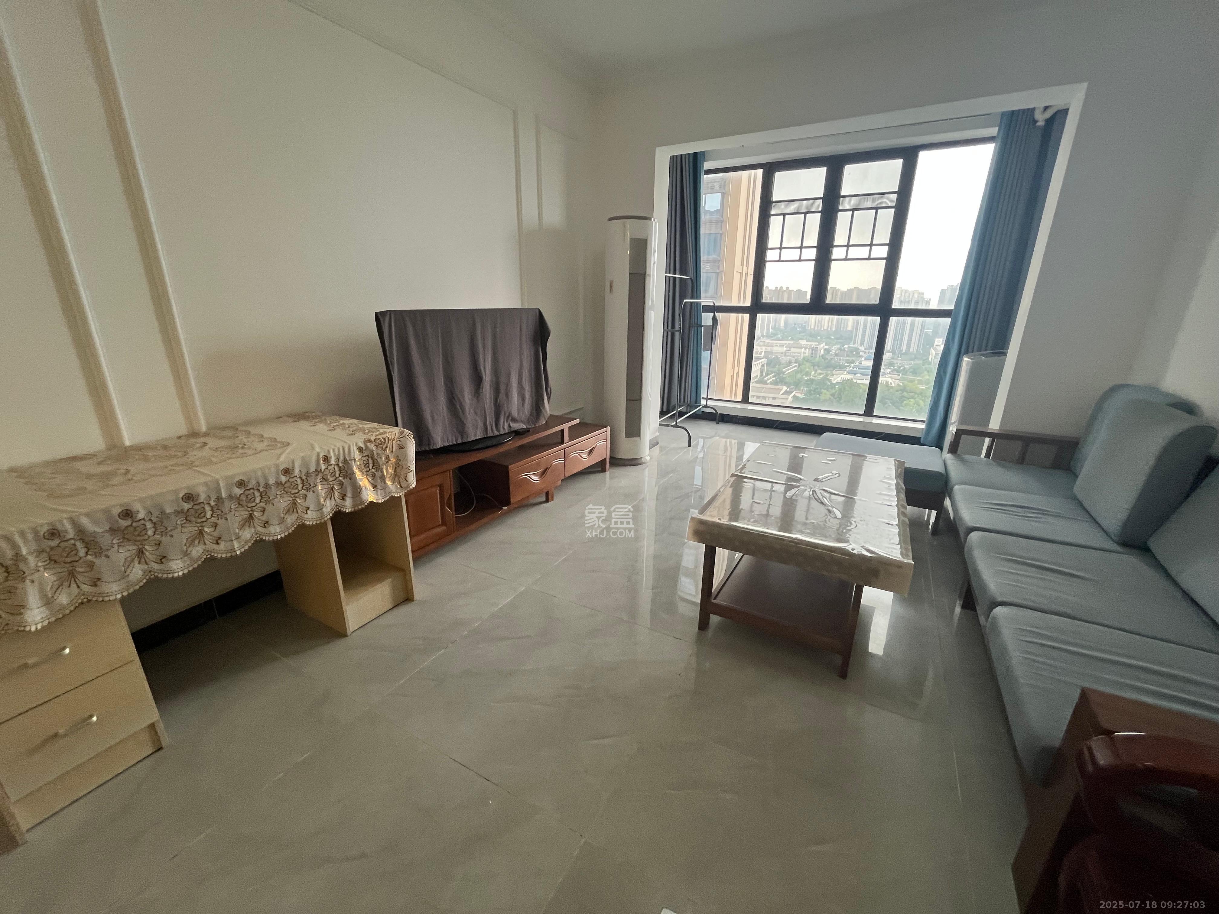 鸿邦国际城  3室1厅1卫    2400.0元/月 鸿邦国际城  3室1厅1卫    2400.0元/月室内图