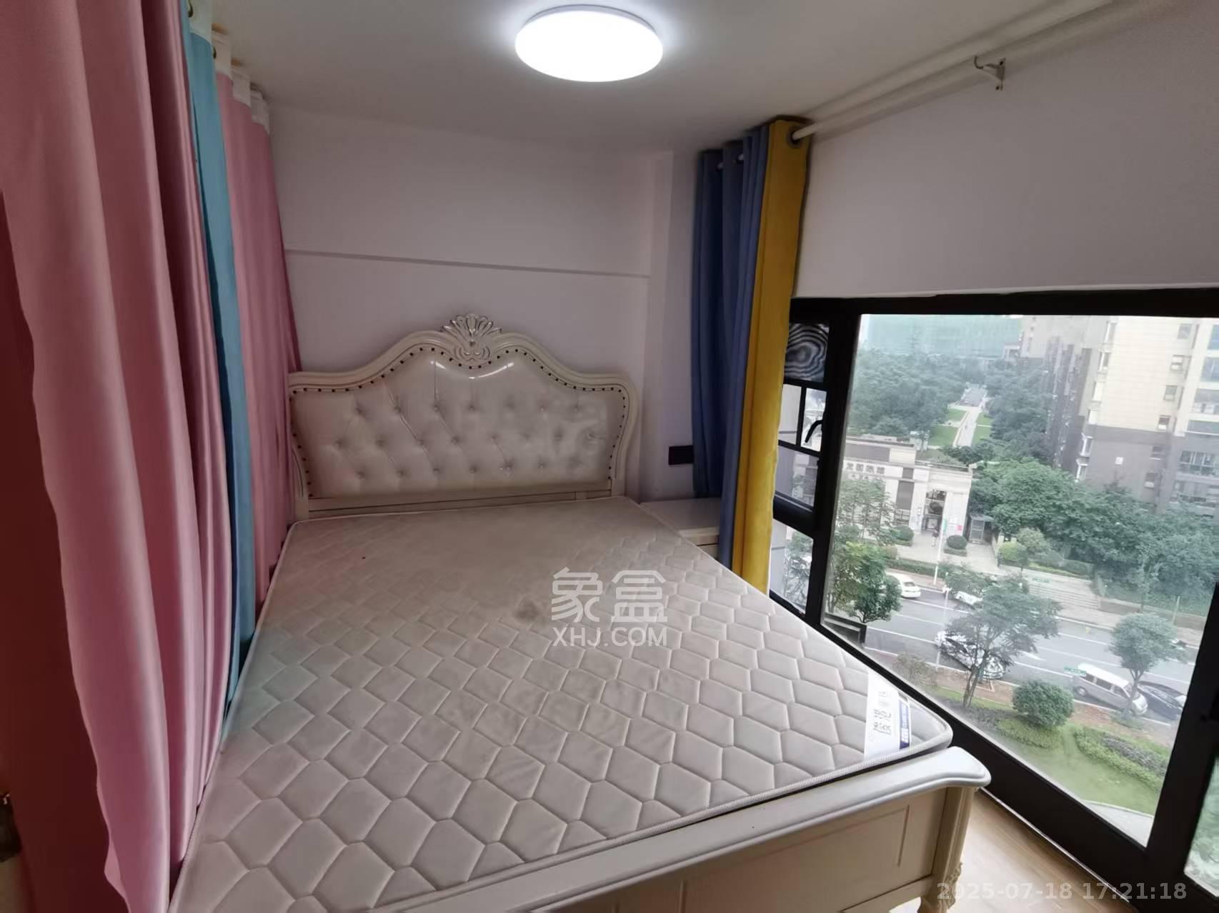 润和滨江府 2室2厅1卫 1400.0元/月 润和滨江府 2室2厅1卫 1400.0元/月室内图