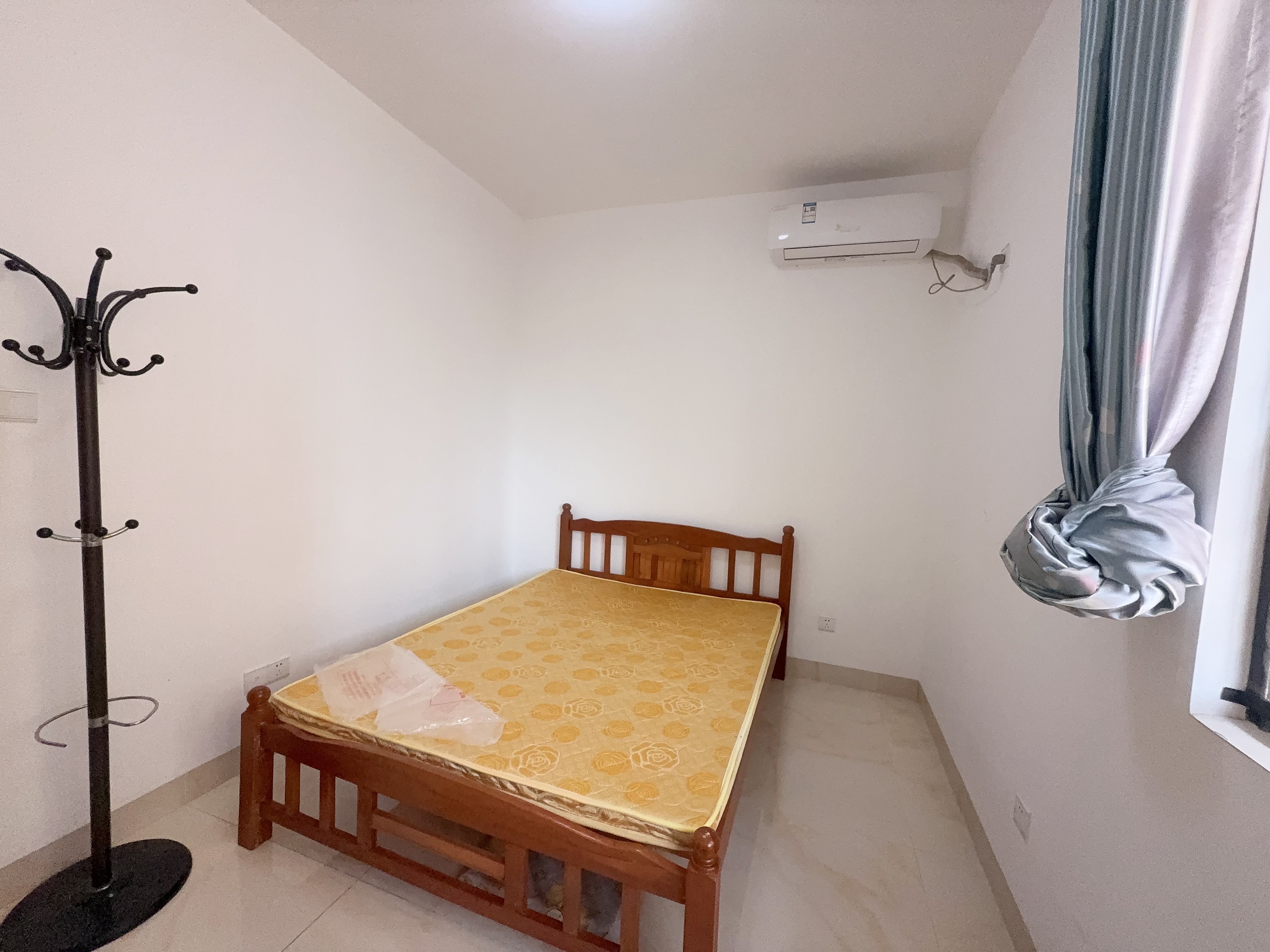 枫林雅郡 2室2厅1卫 2500.0元/月 枫林雅郡 2室2厅1卫 2500.0元/月室内图