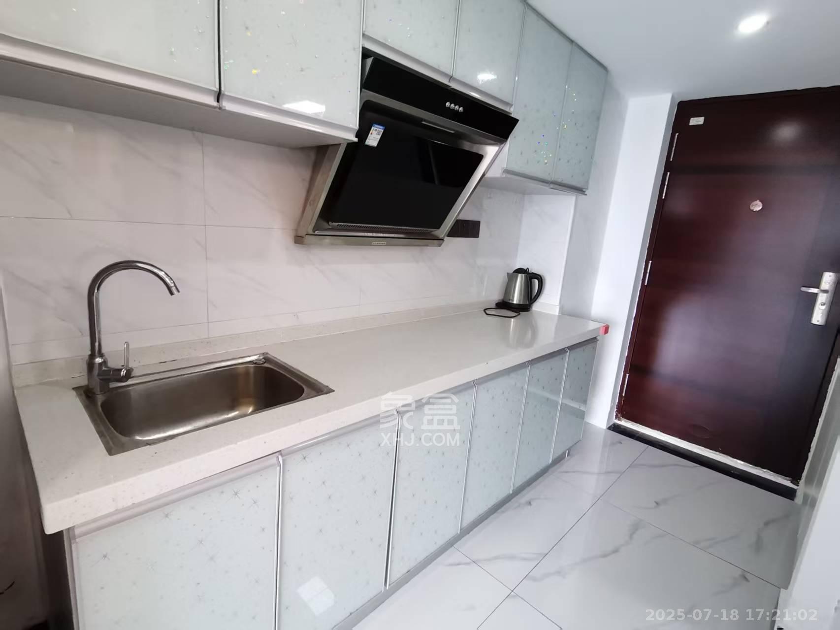 润和滨江府 2室2厅1卫 1400.0元/月 润和滨江府 2室2厅1卫 1400.0元/月室内图