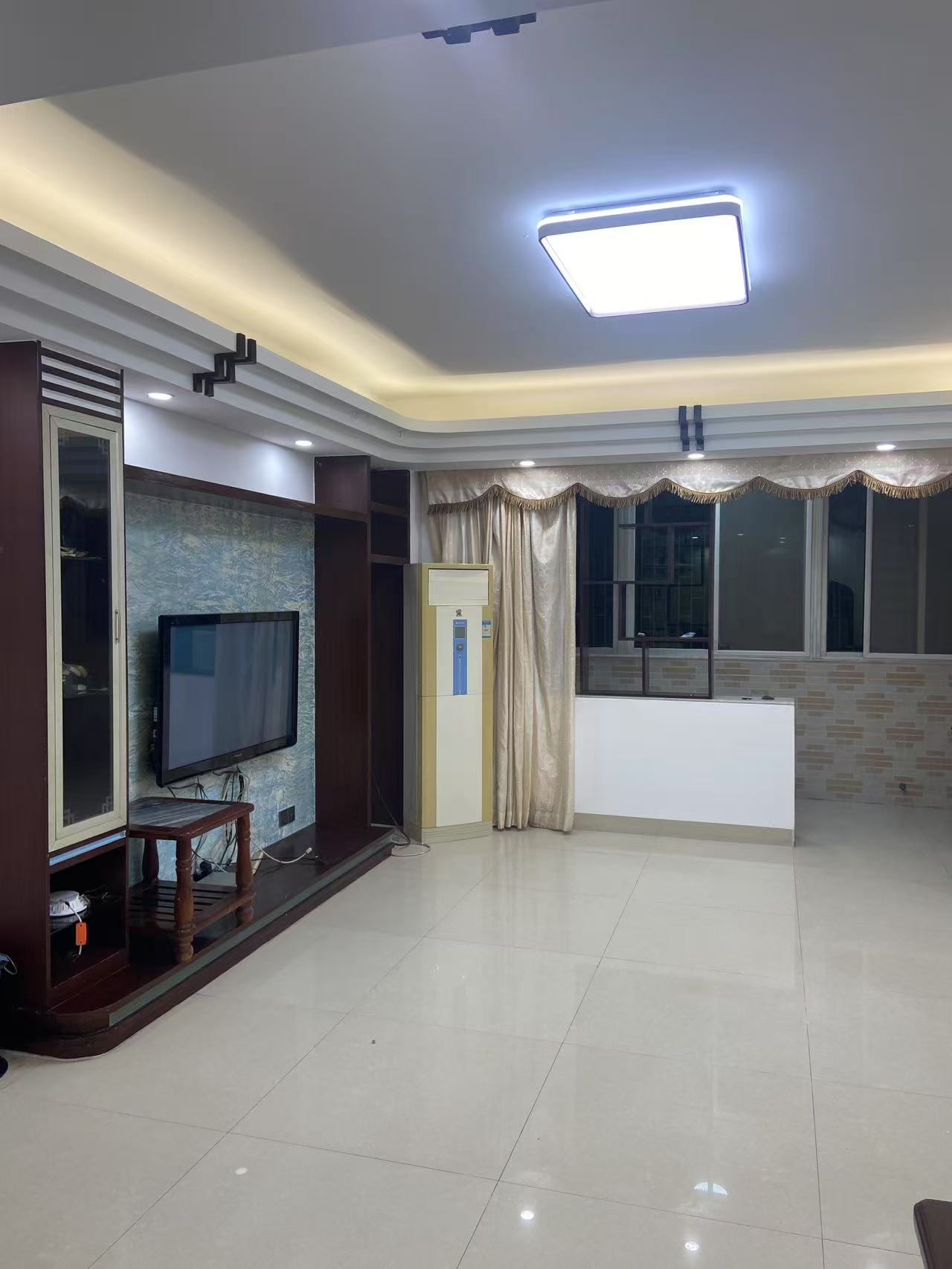 农垦一供大院  3室2厅2卫    2300.0元/月 农垦一供大院  3室2厅2卫    2300.0元/月室内图