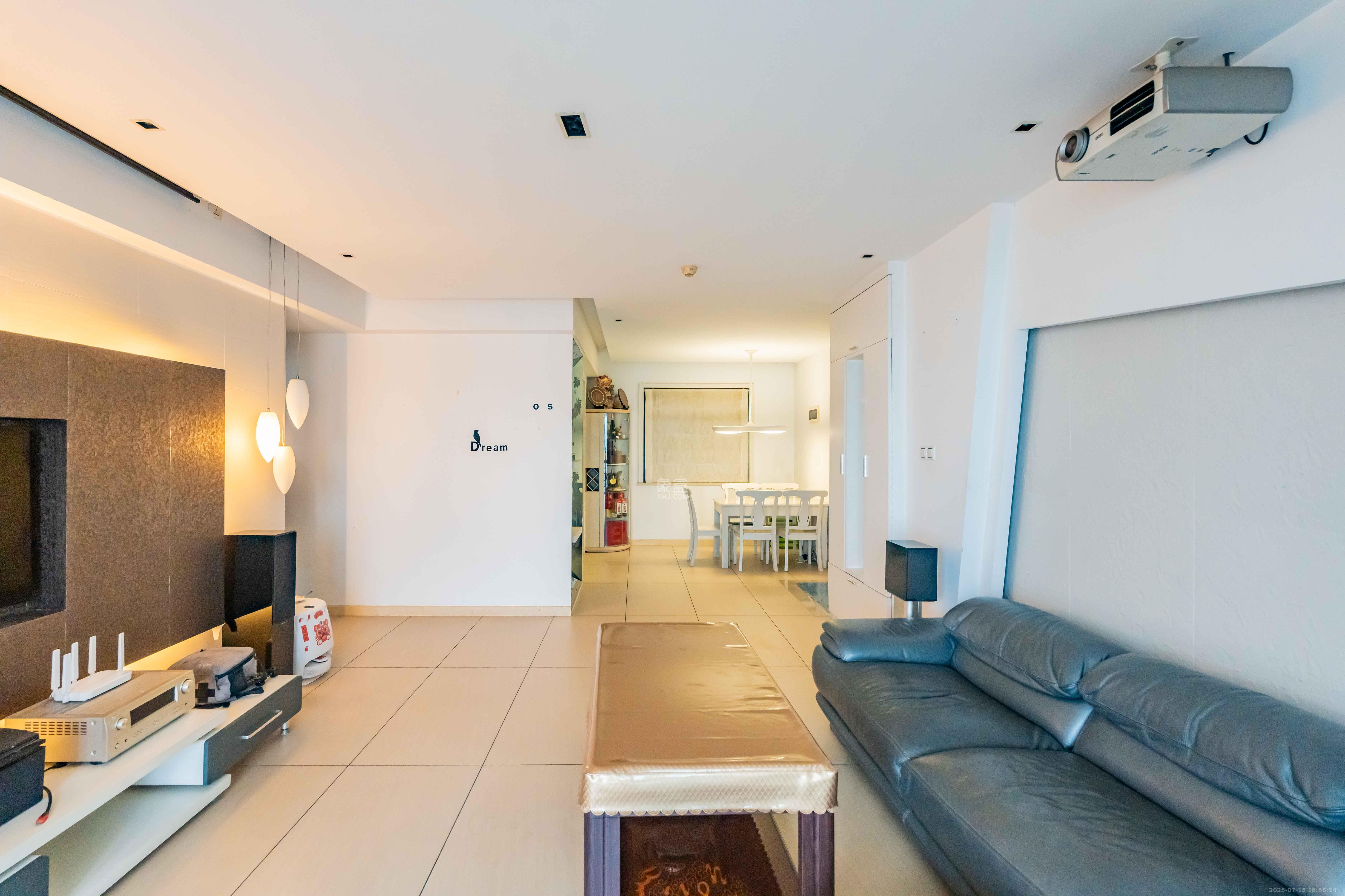 华盛新外滩 4室2厅2卫 4100.0元/月 华盛新外滩 4室2厅2卫 4100.0元/月室内图