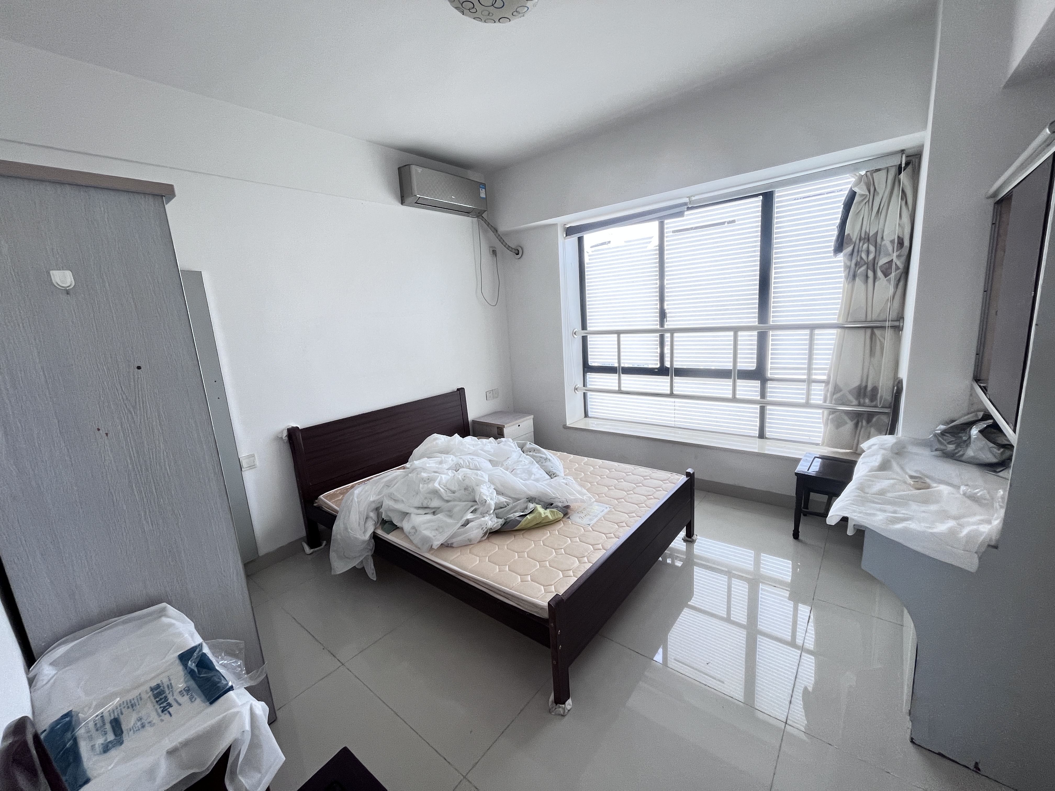 鑫汇大厦 2室2厅1卫 2300.0元/月 鑫汇大厦 2室2厅1卫 2300.0元/月室内图