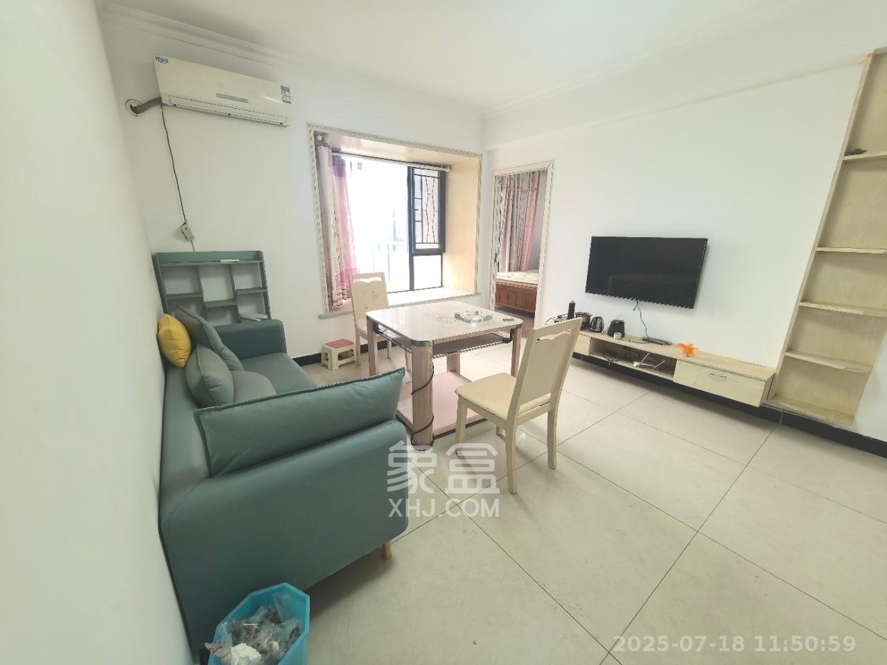 鸿基橄榄君庭  1室0厅0卫    2700.0元/月