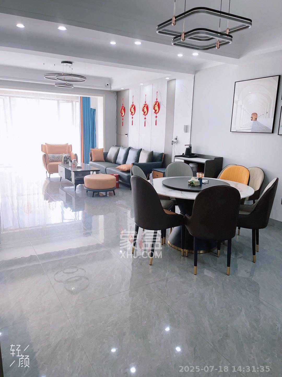 骏景豪庭  3室2厅2卫    2200.0元/月 骏景豪庭  3室2厅2卫    2200.0元/月室内图