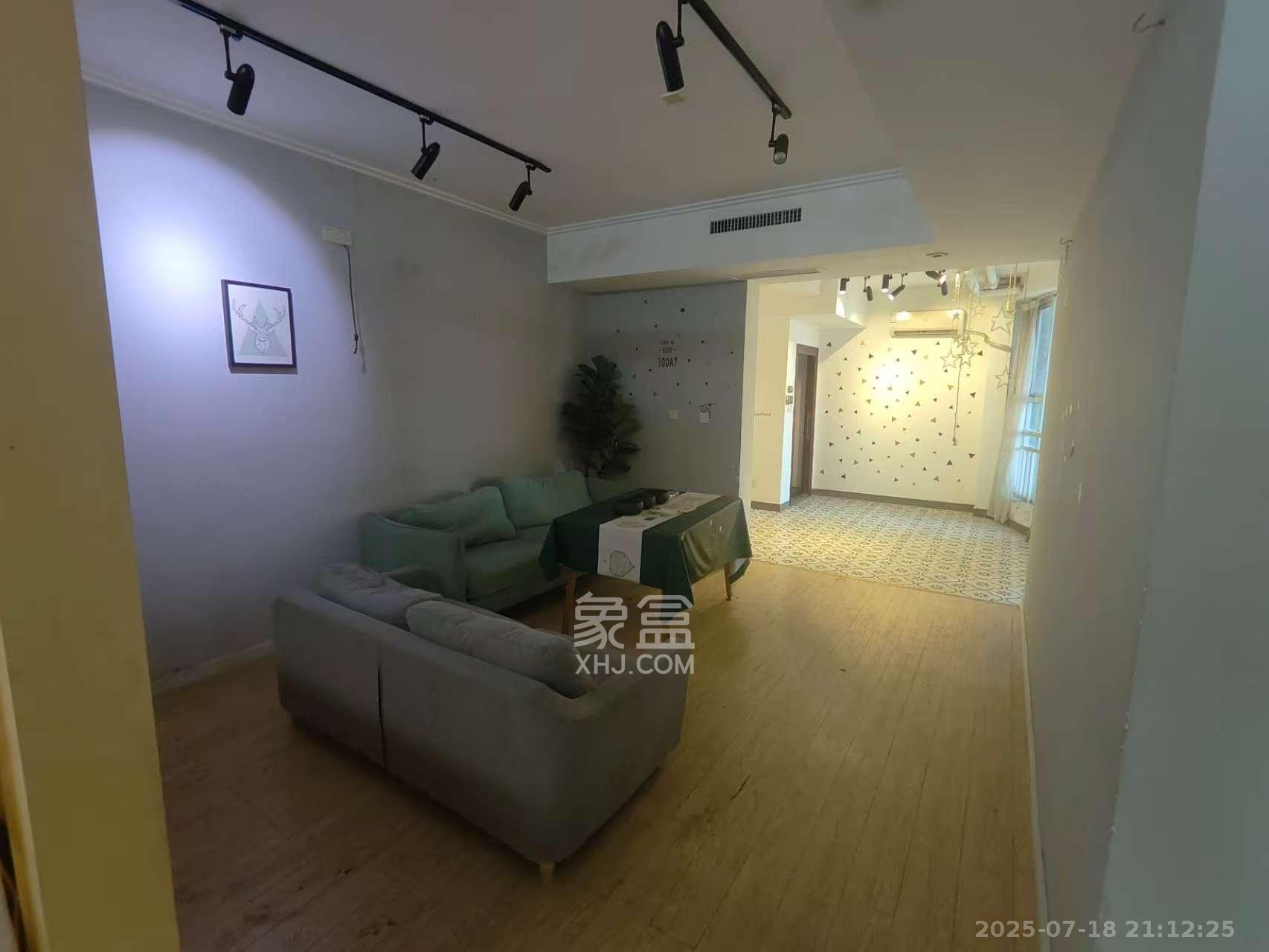 新世纪花苑  4室2厅2卫   3800.00元/月室内图