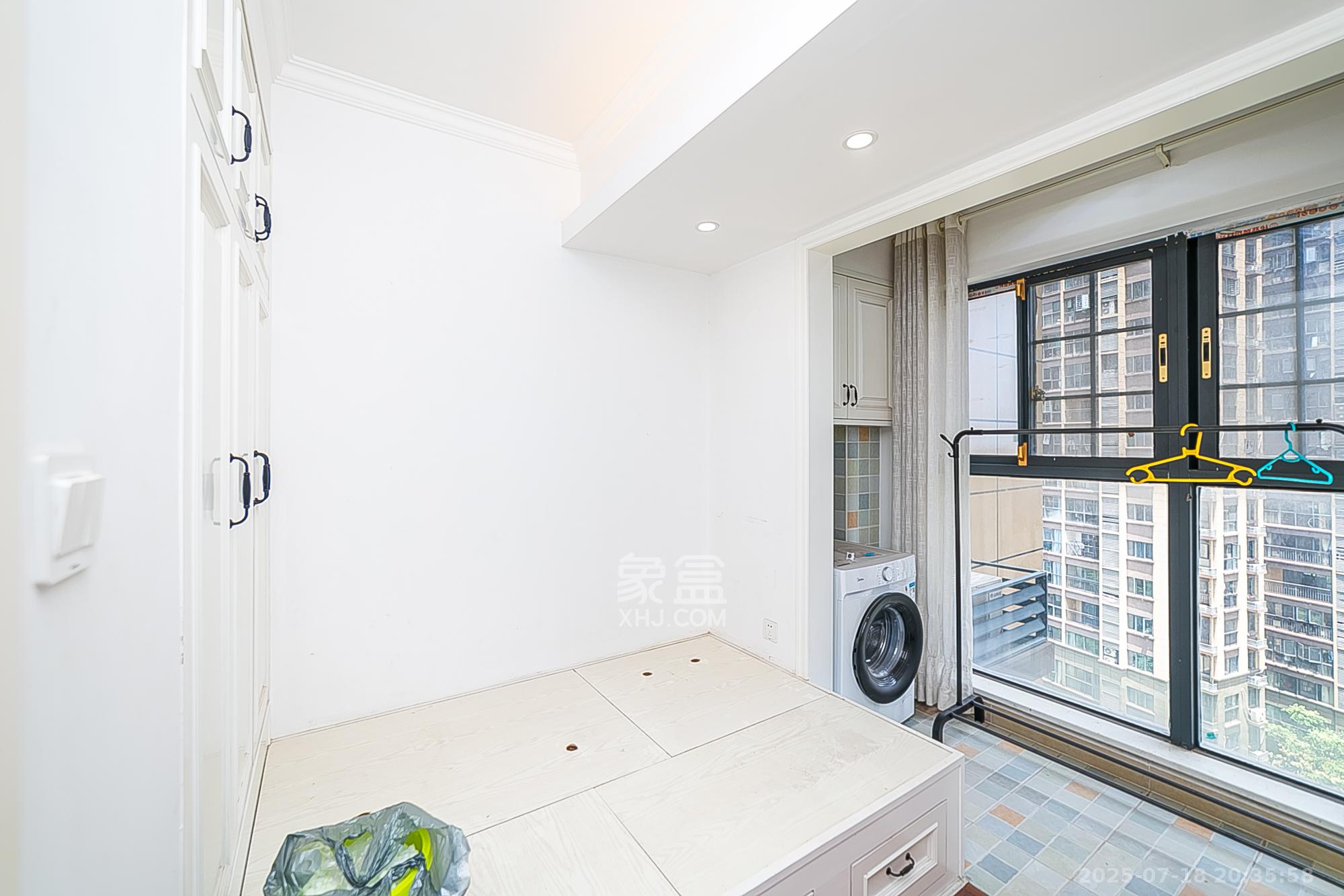 荣盛花语书苑  3室2厅1卫    80.0万 荣盛花语书苑  3室2厅1卫    80.0万卧室