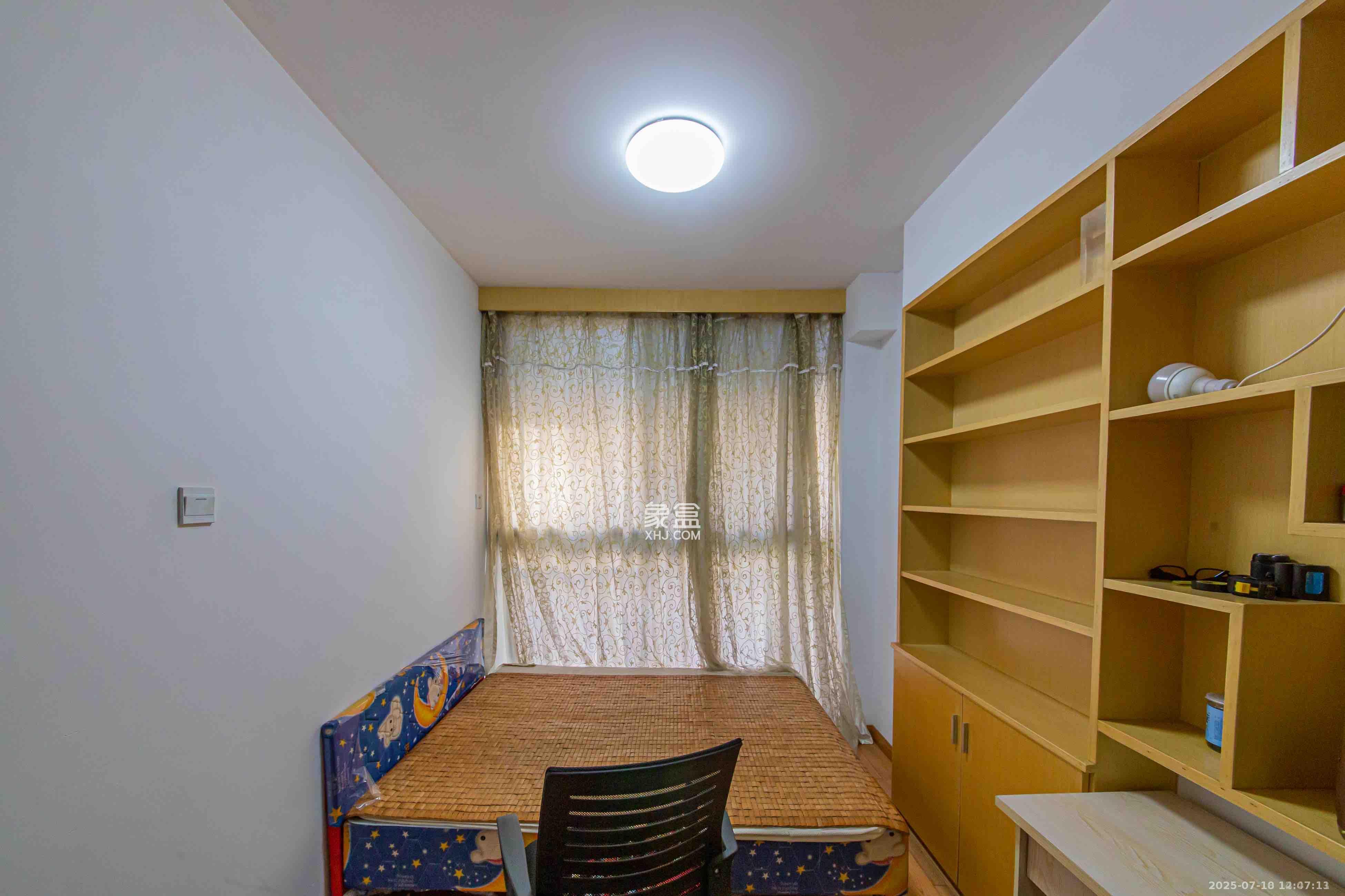 中信文化广场(中信新城二期) 2室2厅1卫 2000.0元/月 中信文化广场(中信新城二期) 2室2厅1卫 2000.0元/月室内图