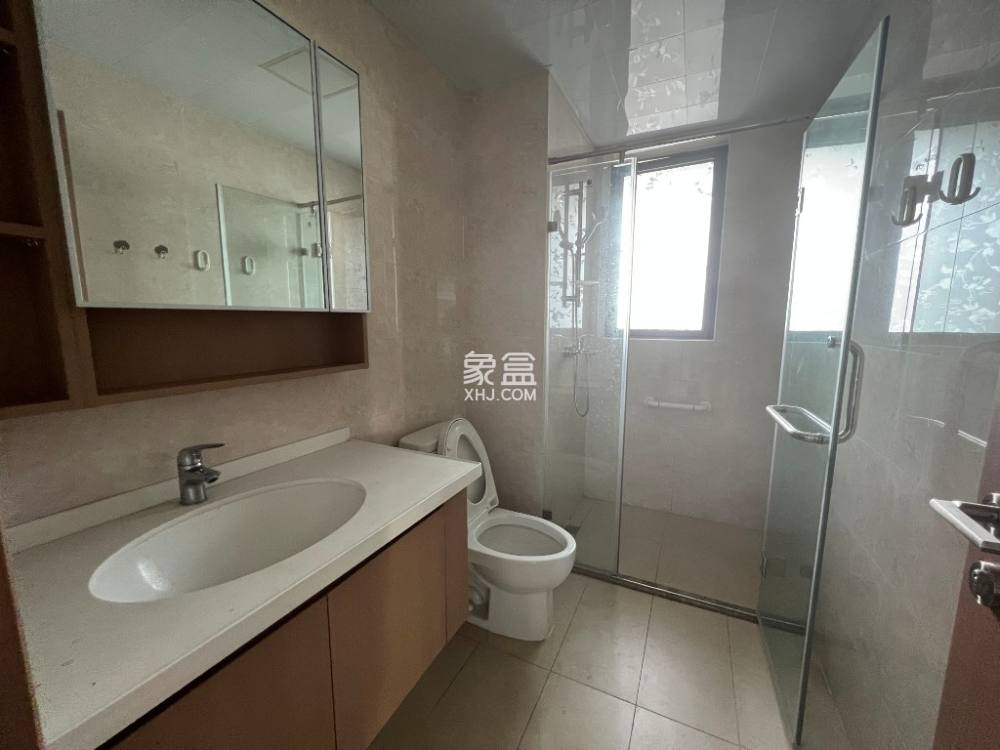 保利中央海岸四期(淳境、淳域) 3室2厅2卫 5000.0元/月 保利中央海岸四期(淳境、淳域) 3室2厅2卫 5000.0元/月室内图