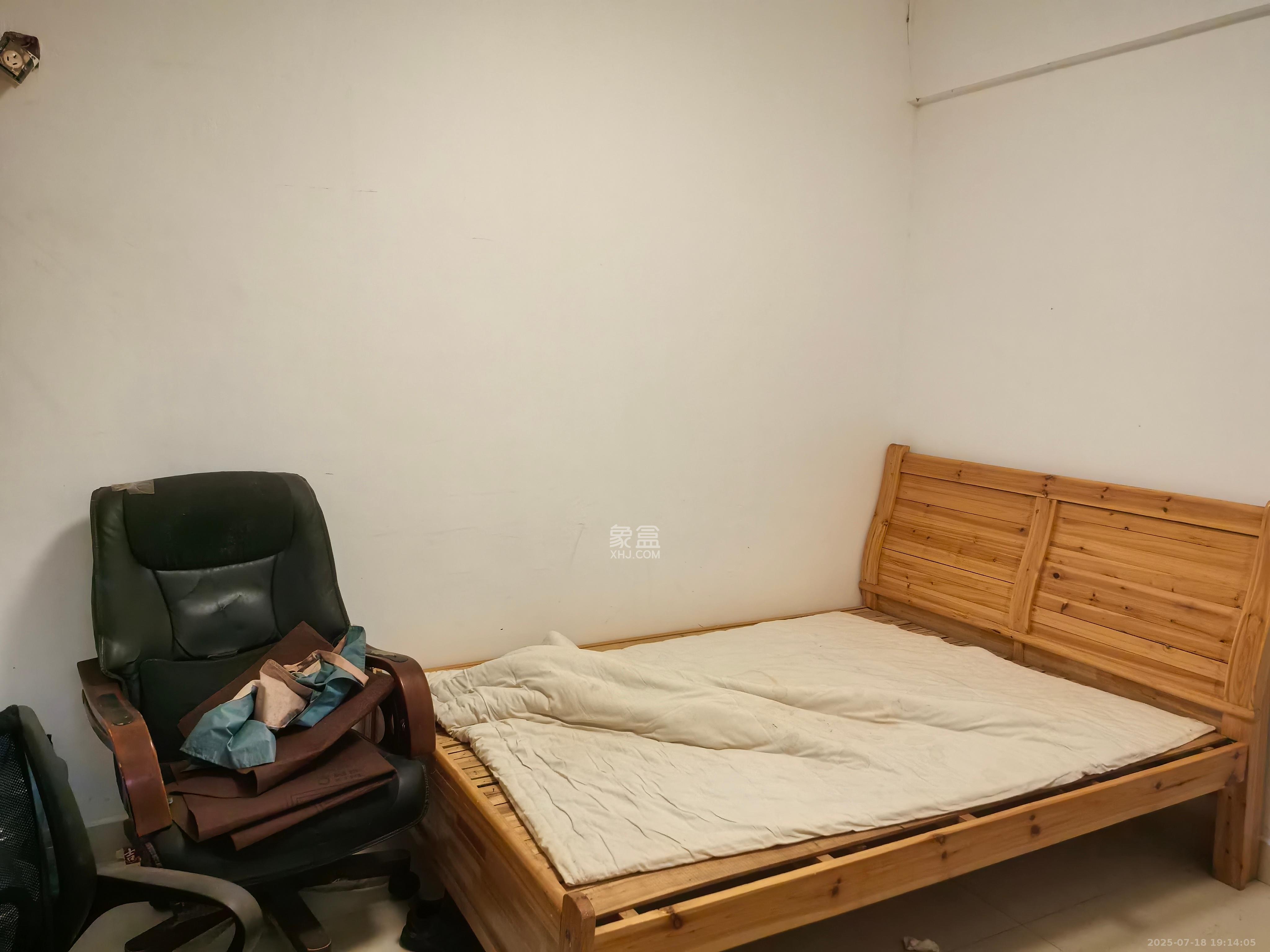 锦湘国际星城三期(锦绣苑) 2室1厅1卫 1800.0元/月 锦湘国际星城三期(锦绣苑) 2室1厅1卫 1800.0元/月室内图