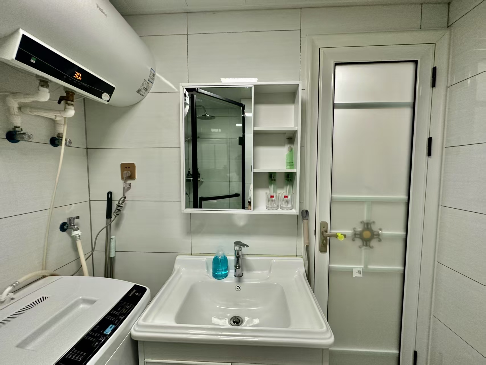 韦斯特城市花园 1室1厅1卫 1400.0元/月 韦斯特城市花园 1室1厅1卫 1400.0元/月室内图