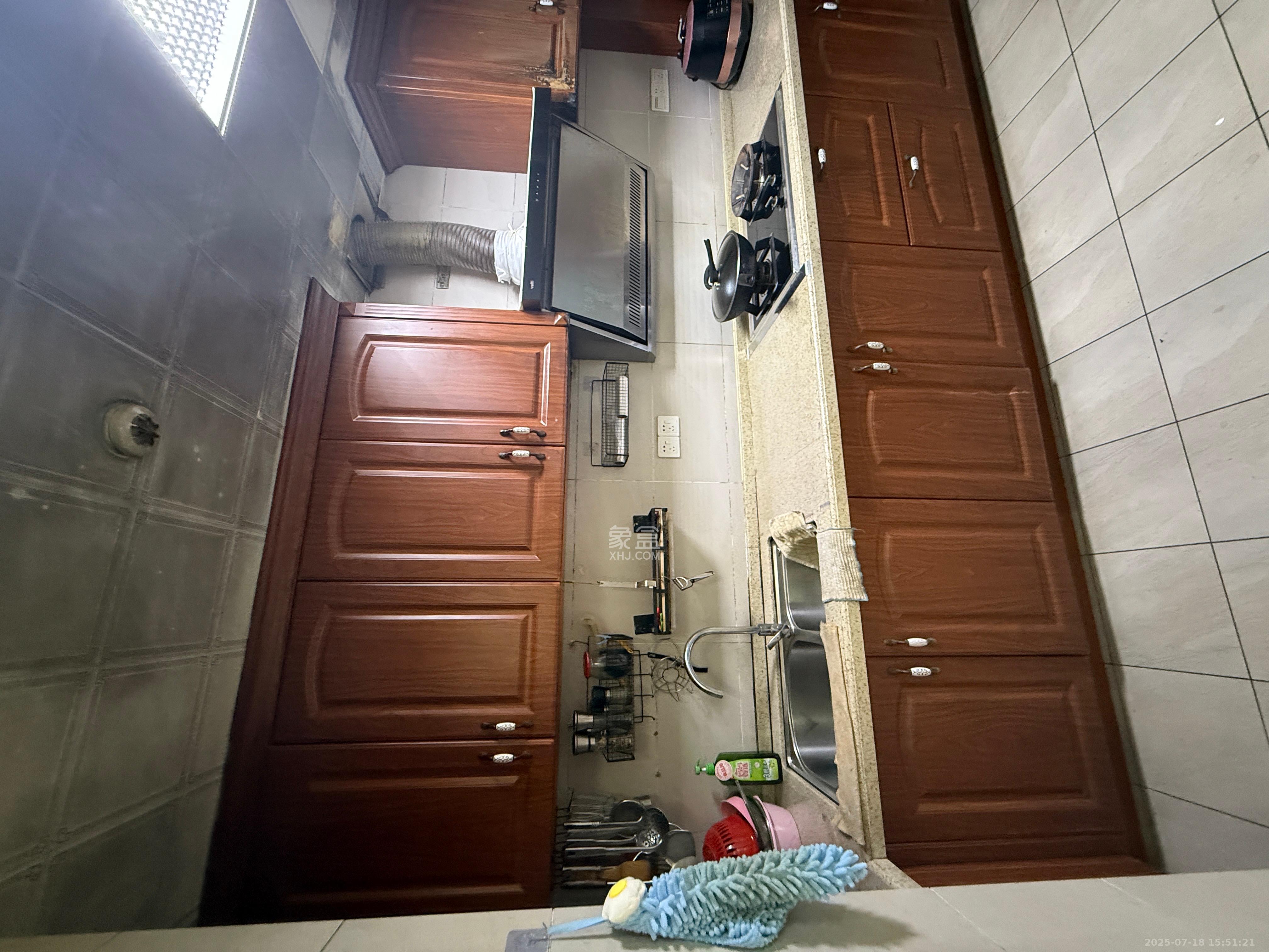 北辰三角洲B2E2区 3室2厅2卫 3100.0元/月 北辰三角洲B2E2区 3室2厅2卫 3100.0元/月室内图