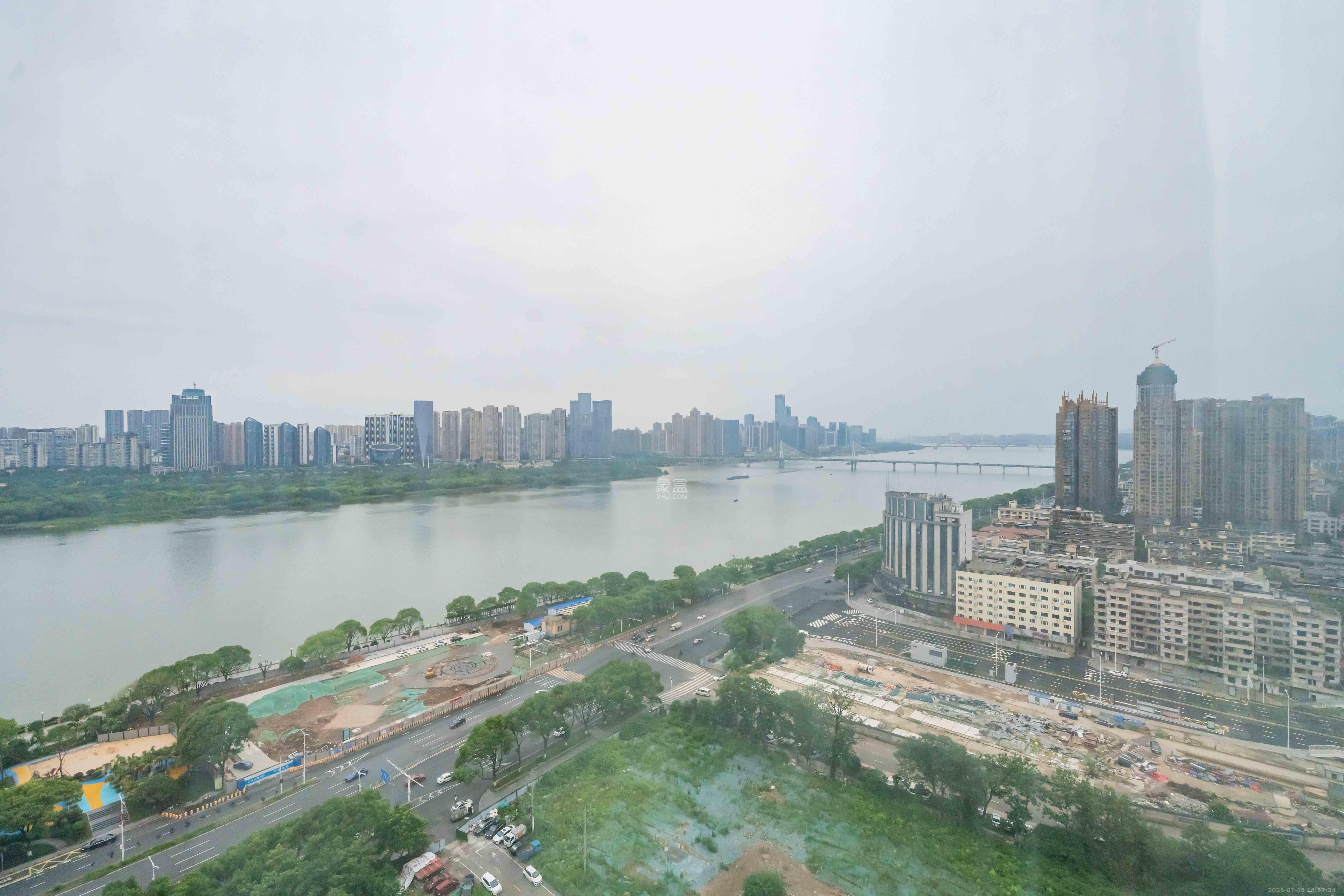 华盛新外滩 4室2厅2卫 4100.0元/月 华盛新外滩 4室2厅2卫 4100.0元/月室内图