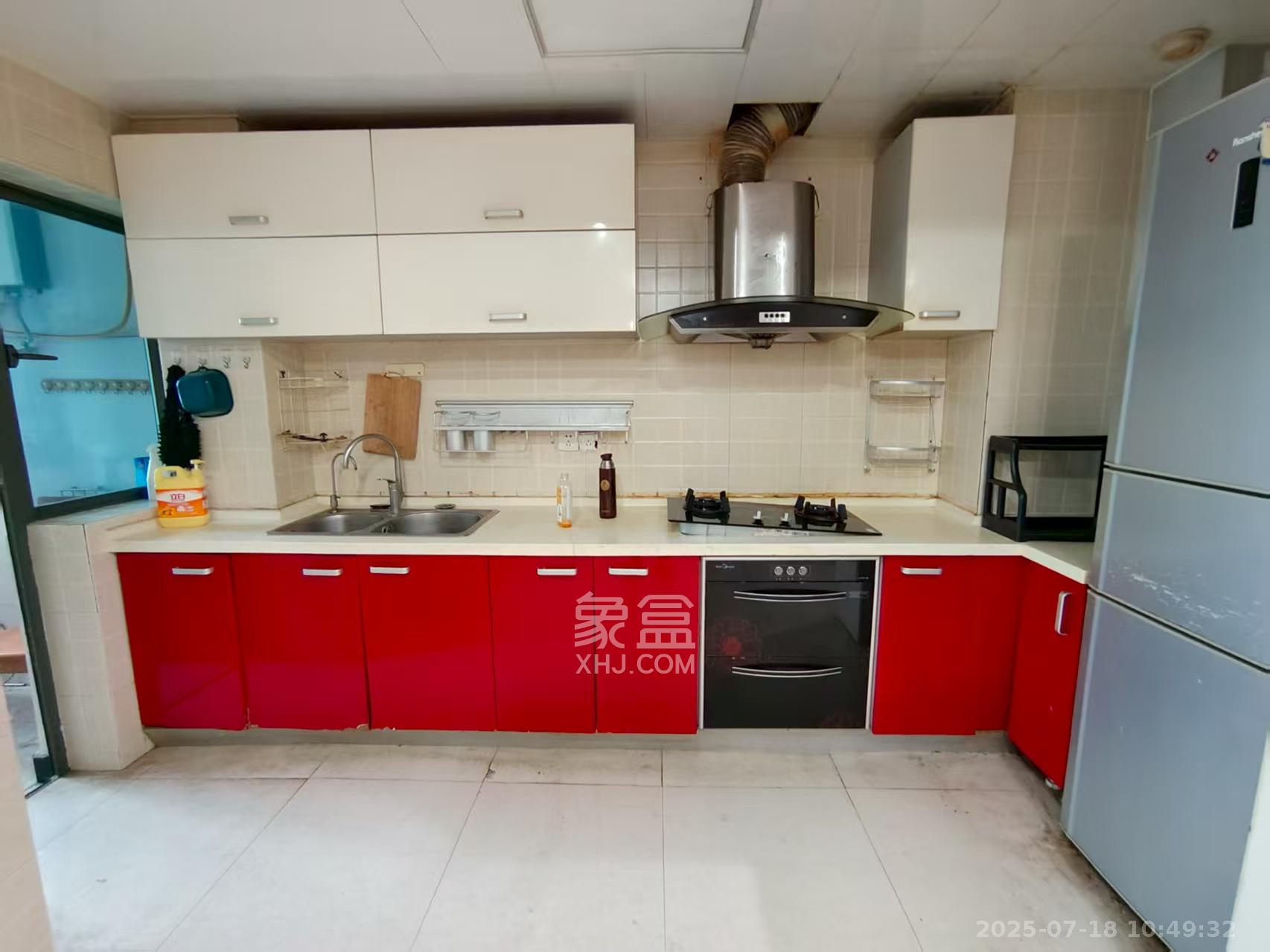 BOBO天下城(CTA财富中心) 2室2厅1卫 2400.0元/月 BOBO天下城(CTA财富中心) 2室2厅1卫 2400.0元/月室内图