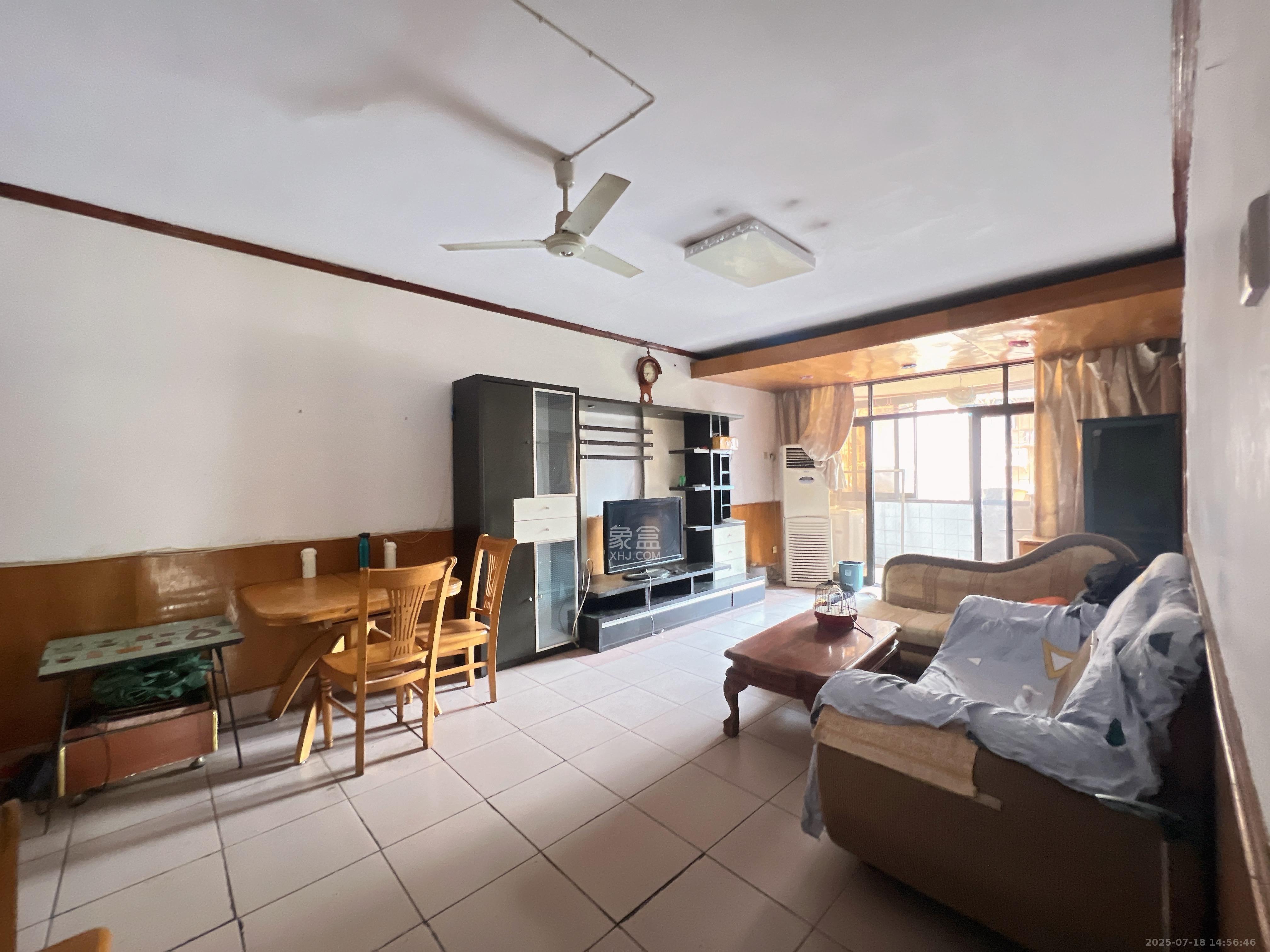 便河边社区  2室2厅1卫    1600.0元/月室内图