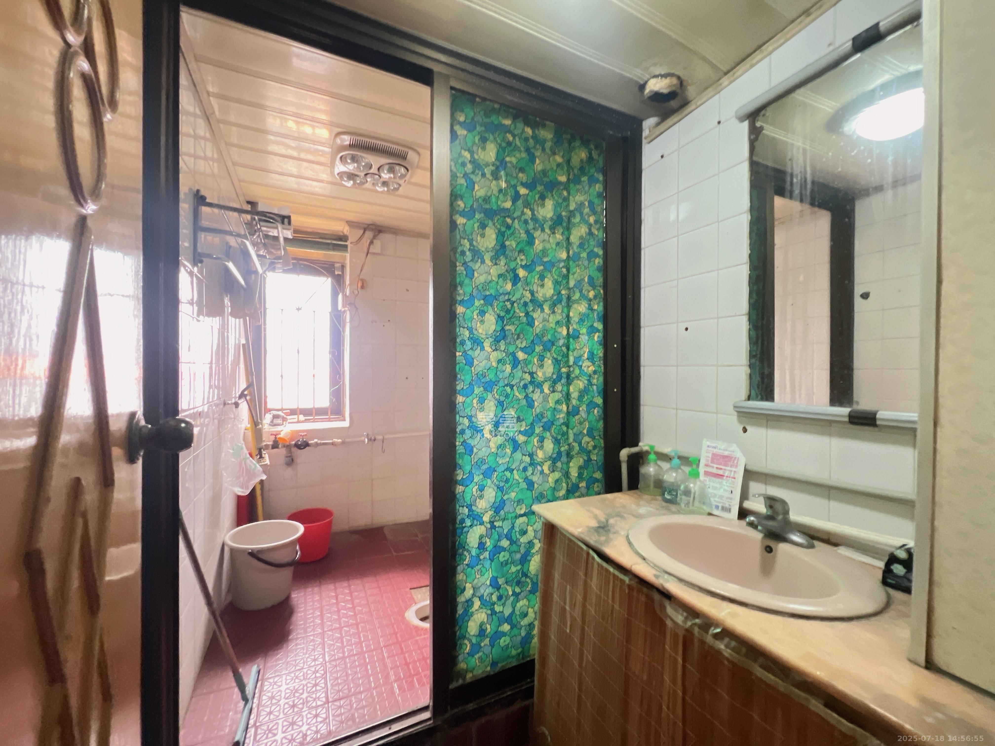 便河边社区 2室2厅1卫 1600.0元/月 便河边社区 2室2厅1卫 1600.0元/月室内图